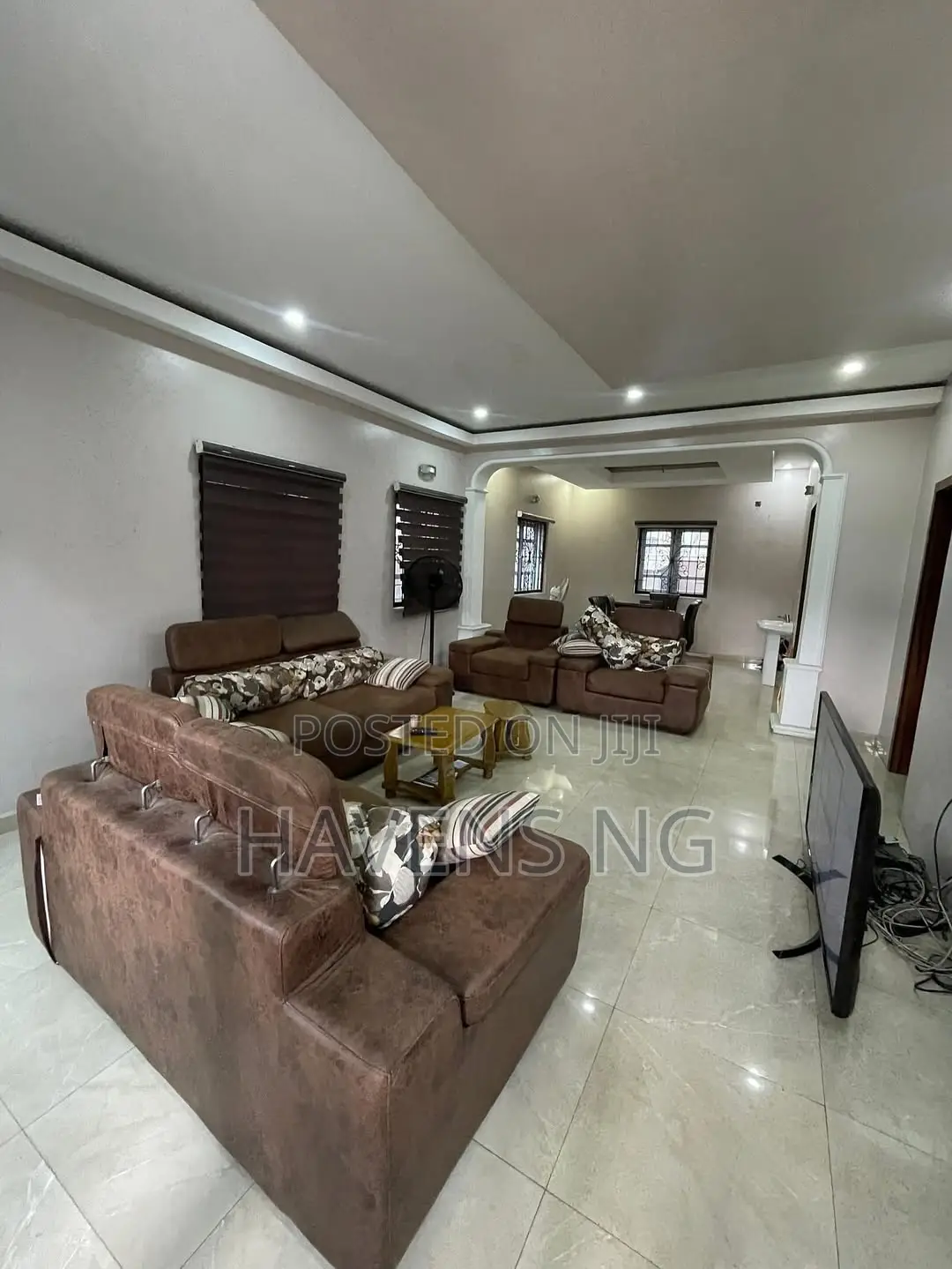 4bdrm Duplex in Shell Location for sale in Shell Location