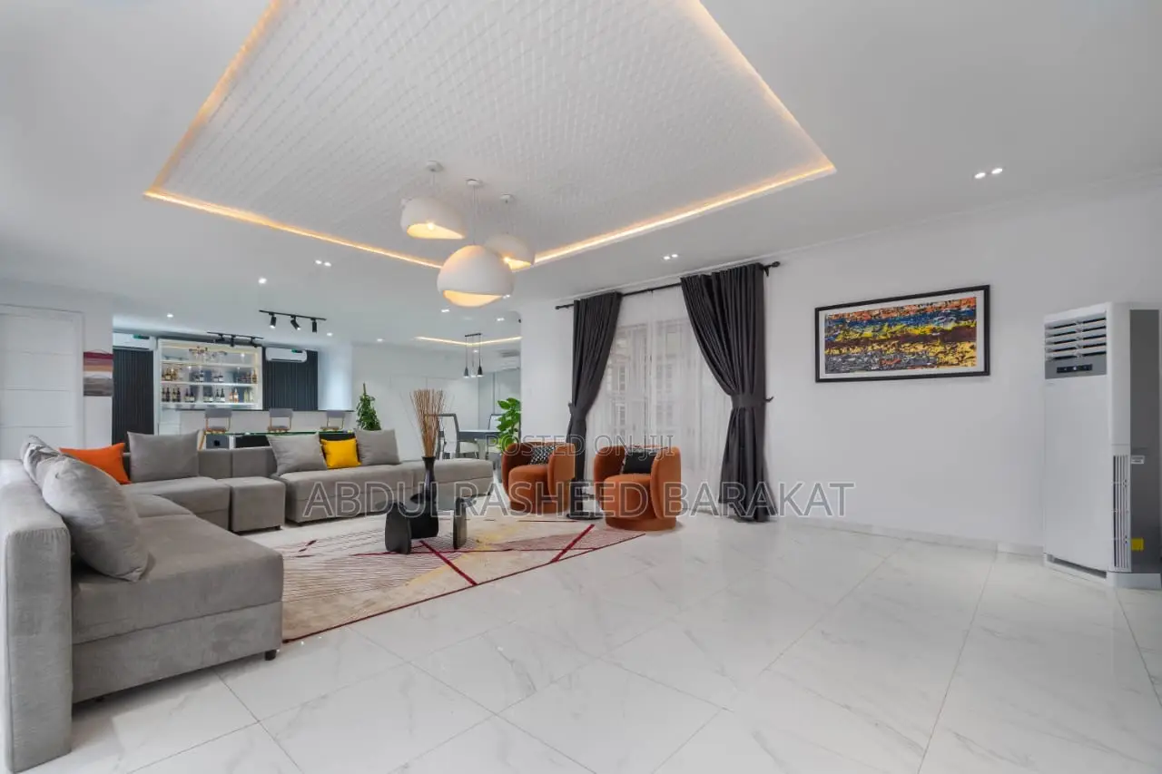 Super Luxurious Teo Bedroom Apartment in Ikoyi
