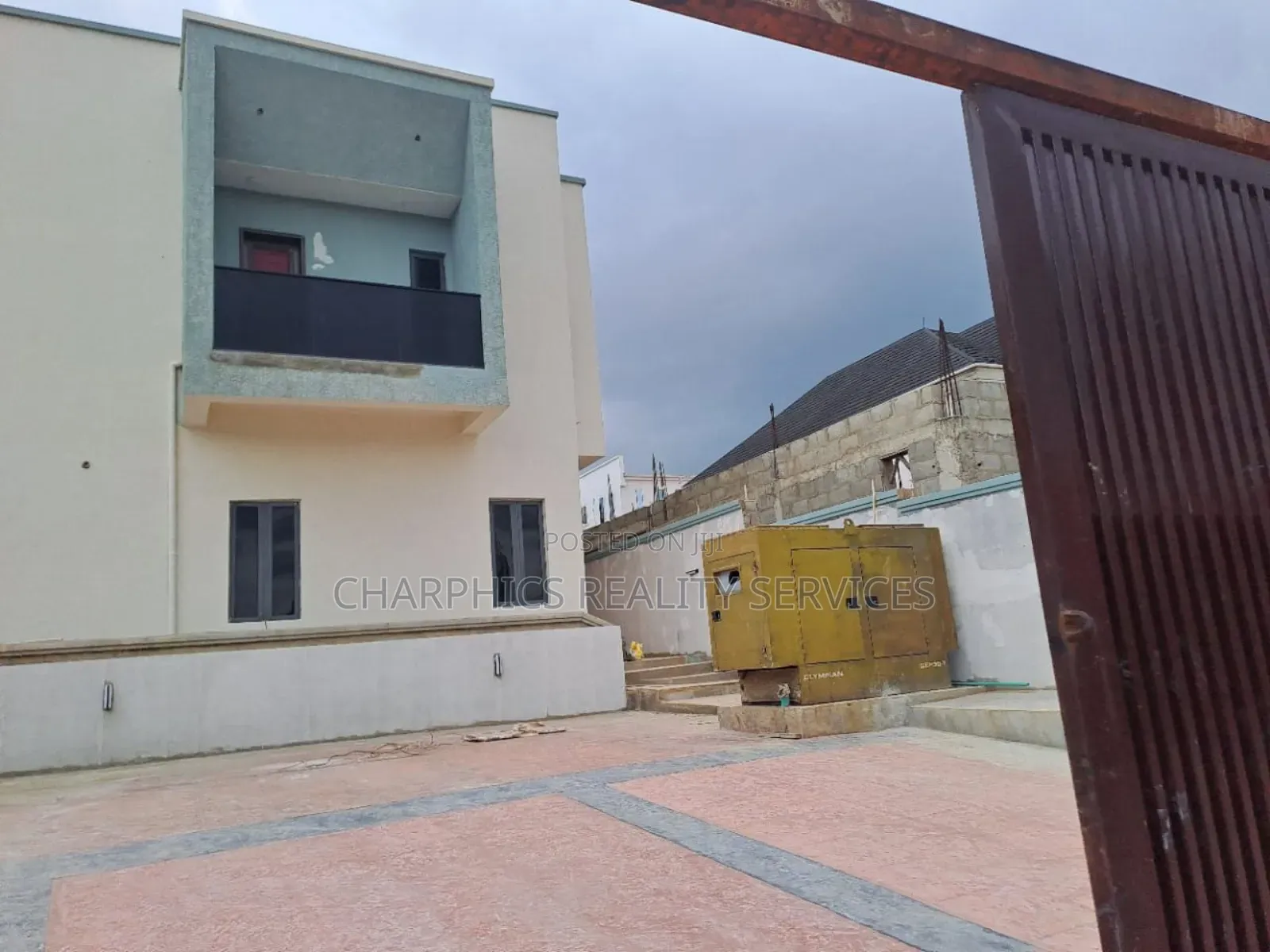 3bdrm Duplex in Omole Phase 2 for sale in Omole Phase 2