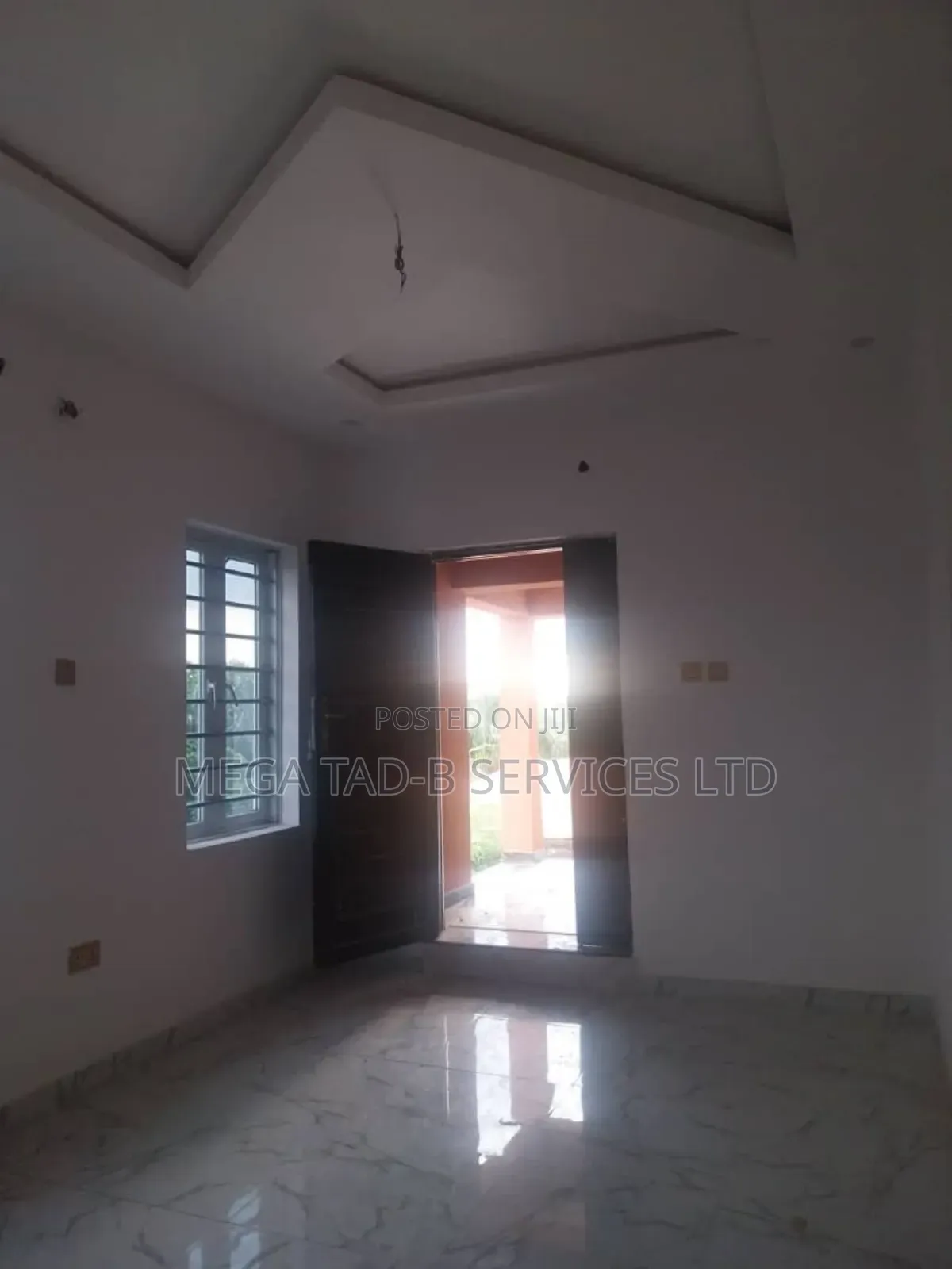 2bdrm Block of Flats in Magboro Estate, Berger for rent in Berger