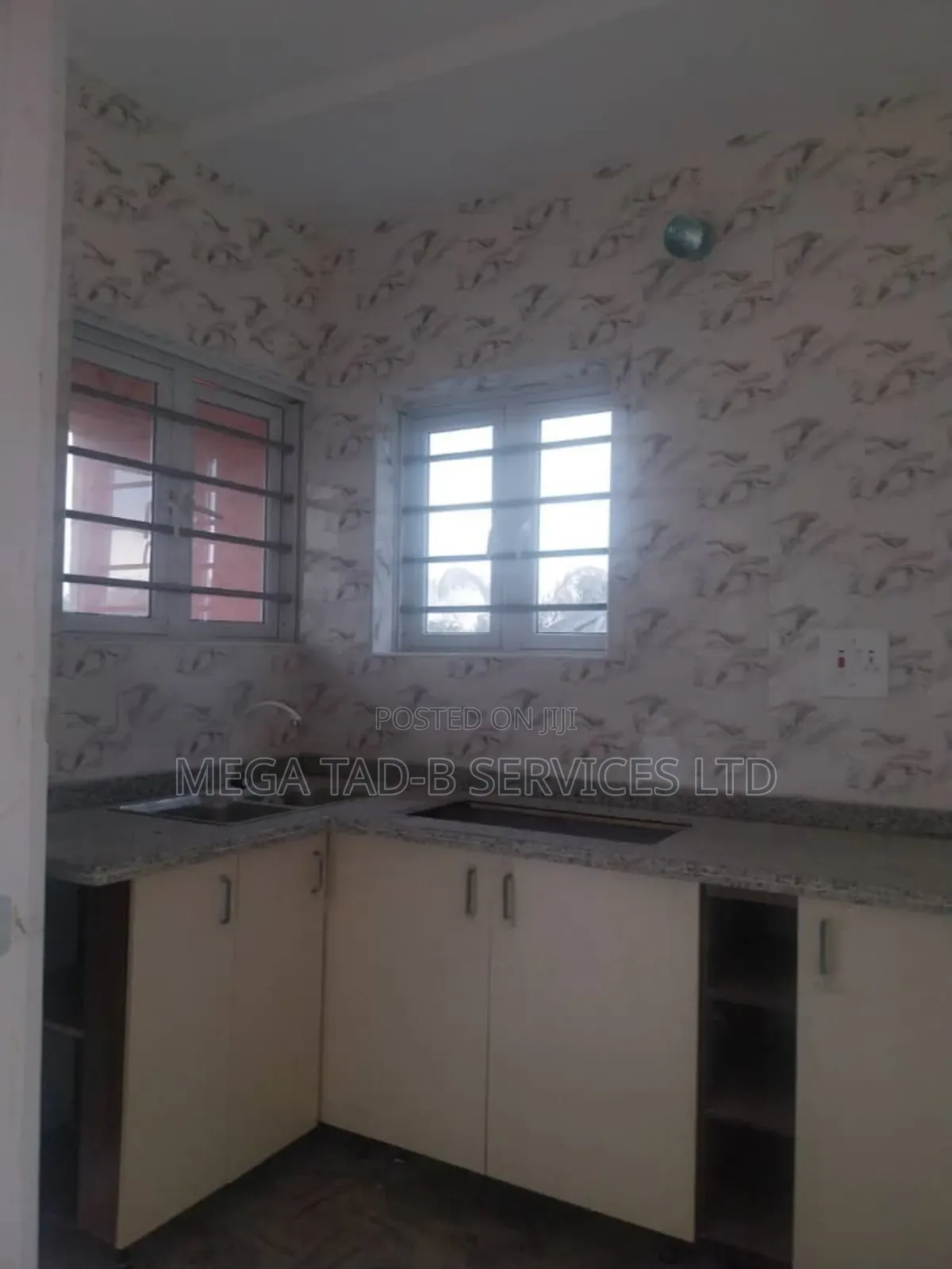 2bdrm Block of Flats in Magboro Estate, Berger for rent in Berger