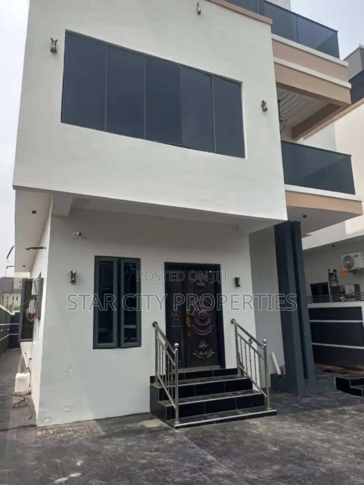 4bdrm Duplex in Opebi Ikeja Lagos for sale in Opebi