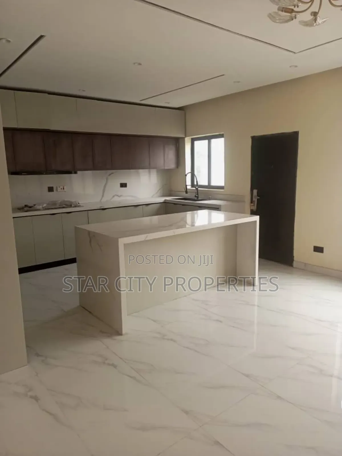 4bdrm Townhouse/Terrace in Maryland Lagos, Shonibare Estate for Sale in Shonibare Estate