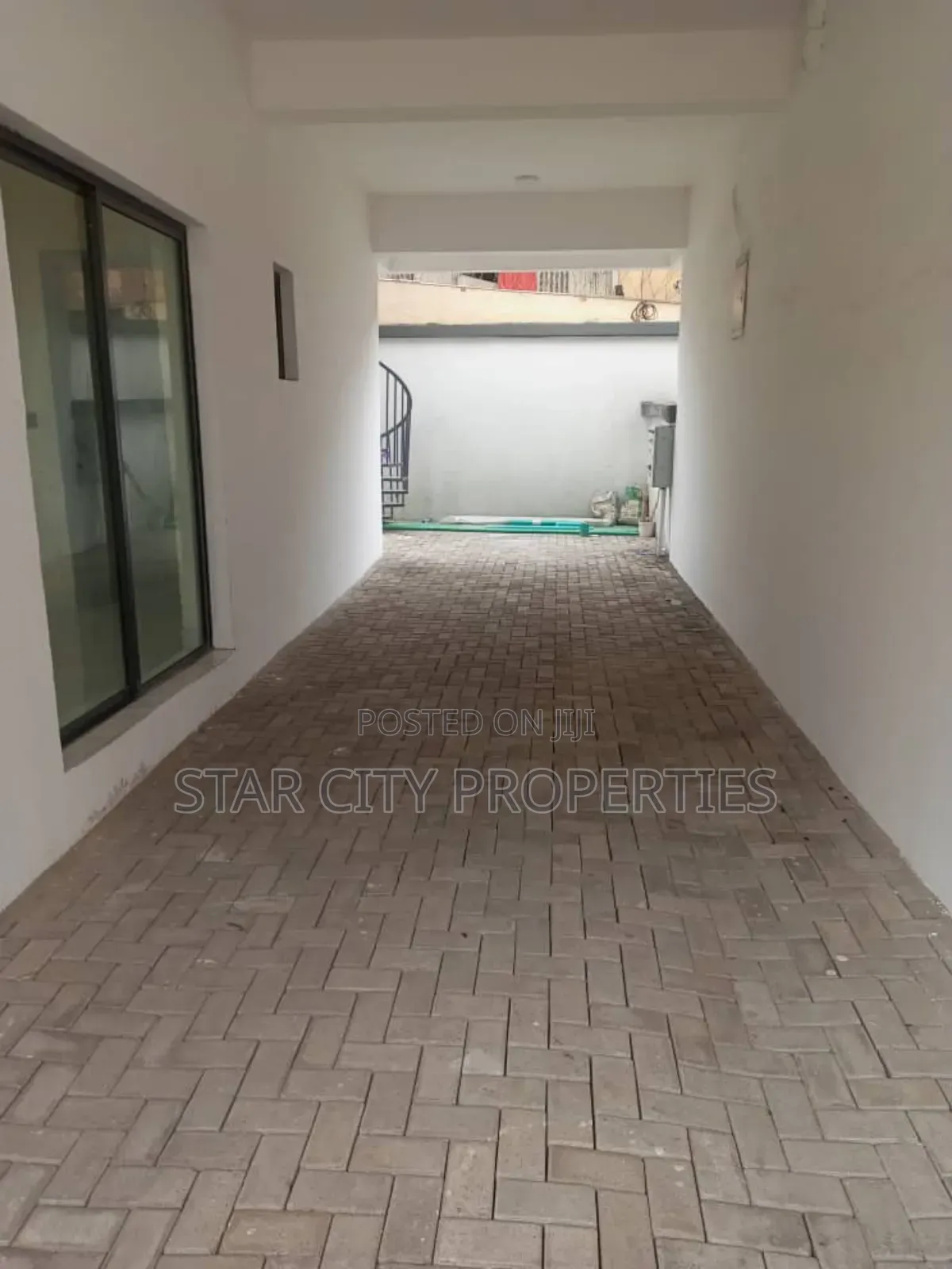 4bdrm Townhouse/Terrace in Maryland Lagos, Shonibare Estate for Sale in Shonibare Estate