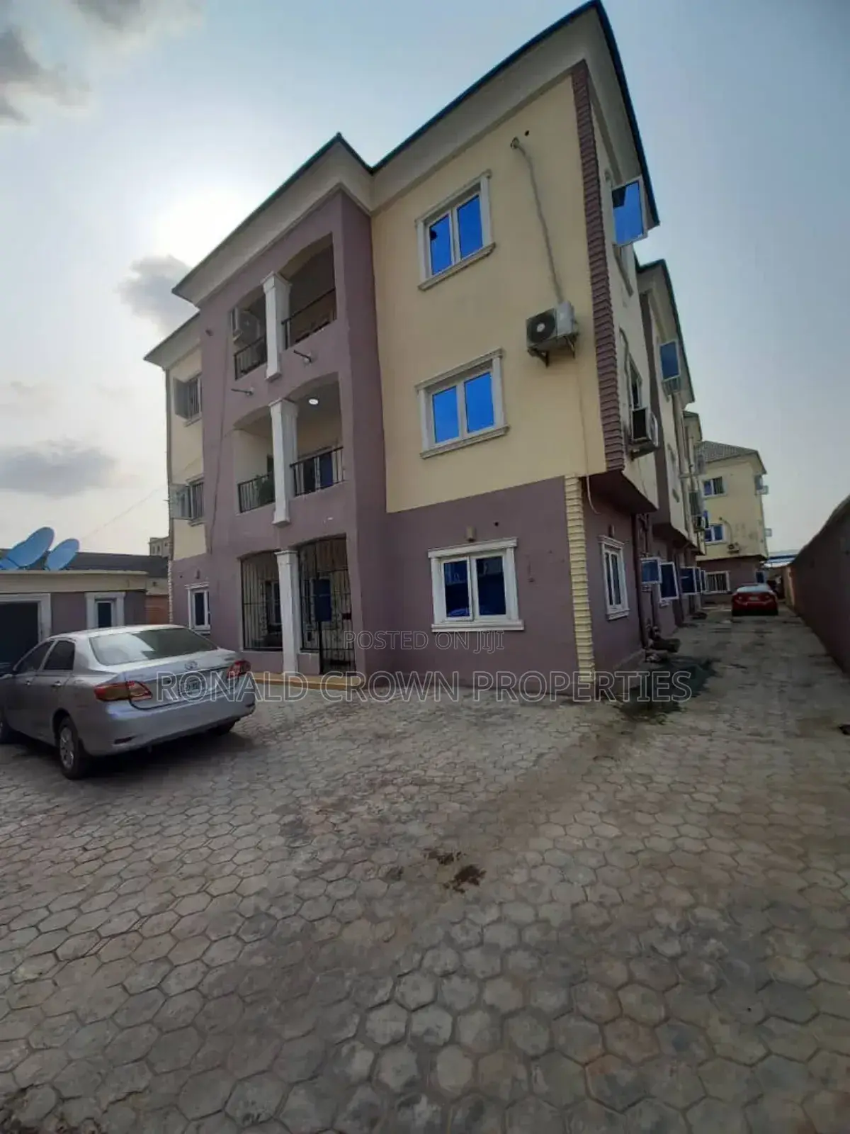 2bdrm Block of Flats in Ago Palace for sale in Ago Palace