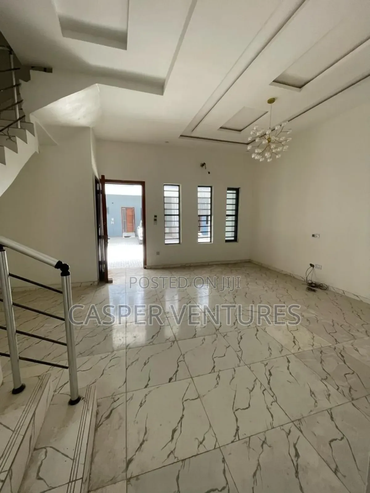 4bdrm Duplex in Lekki County, Ikota for sale in Ikota