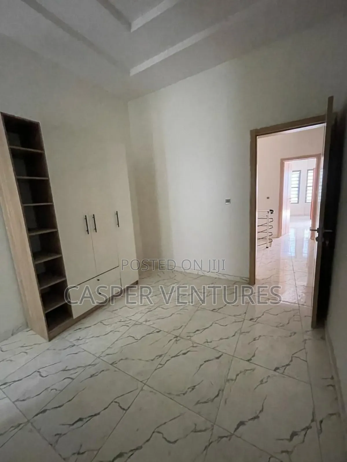4bdrm Duplex in Lekki County, Ikota for sale in Ikota