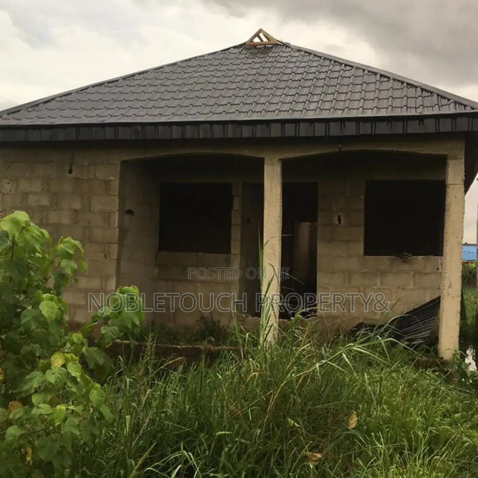 3bdrm Bungalow In Abaranje Ikotun For Sale in Abaranje