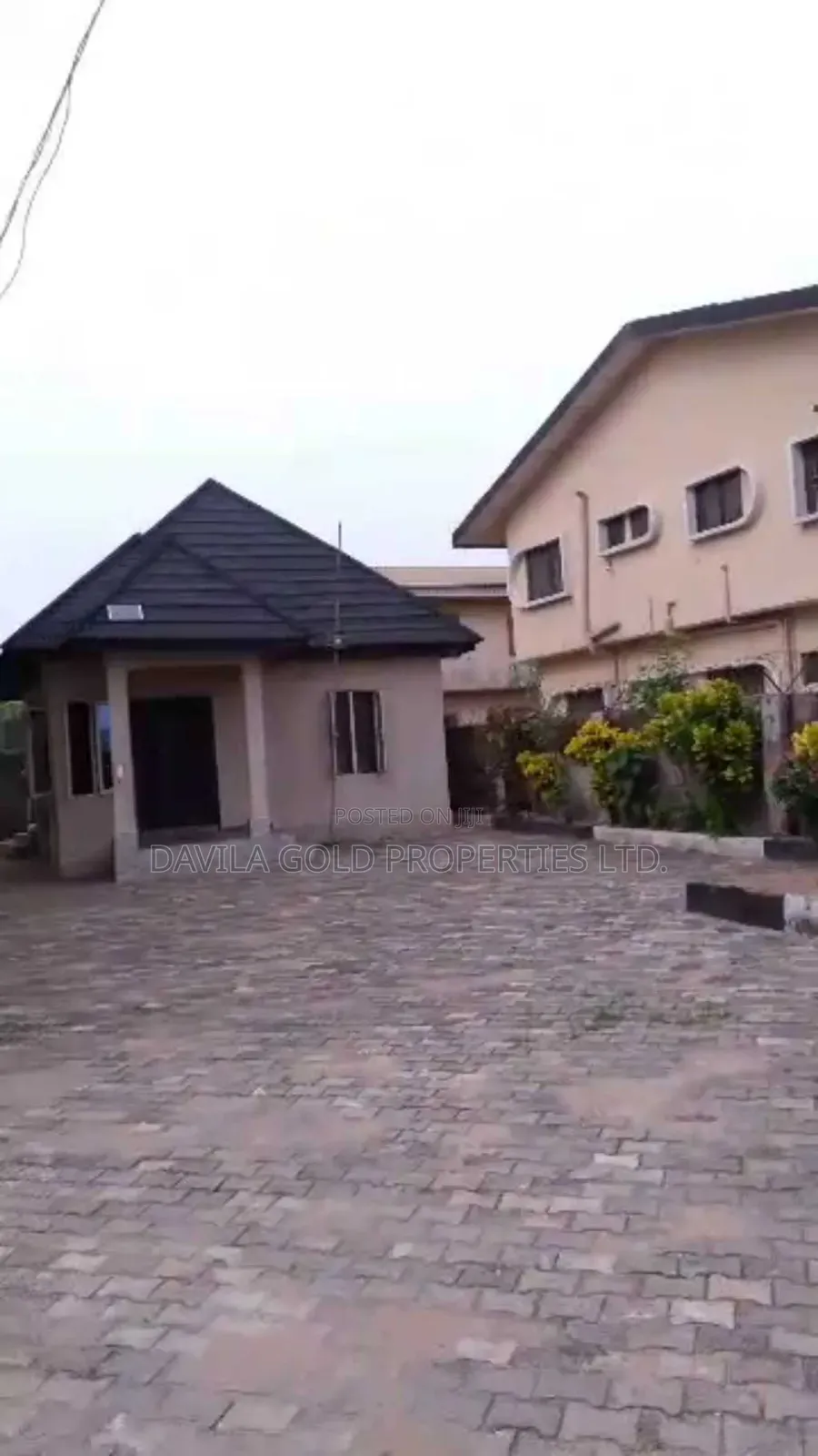 8bdrm Duplex in Benin City for sale in Benin City