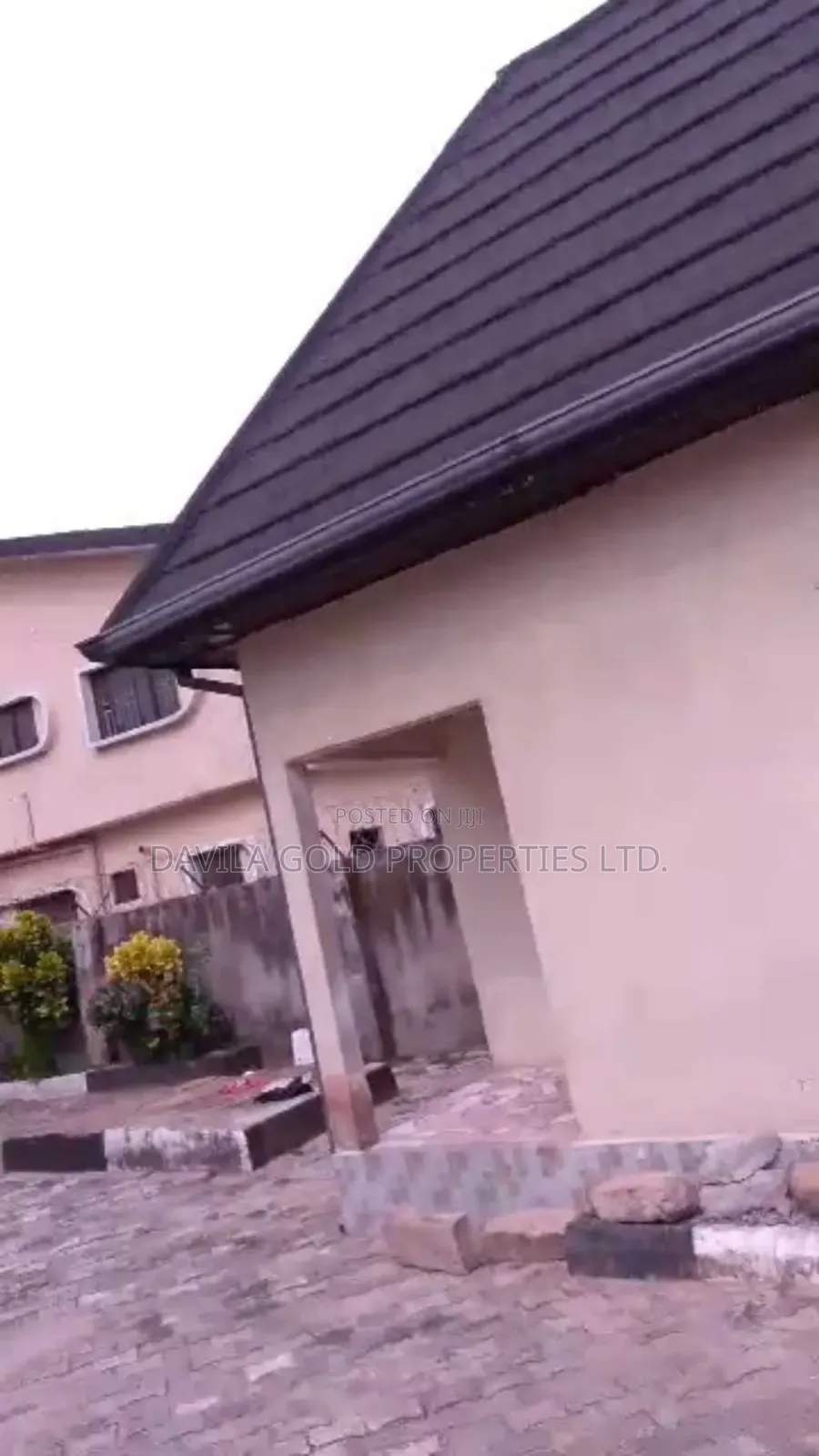 8bdrm Duplex in Benin City for sale in Benin City