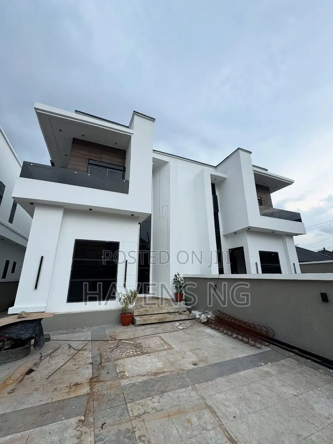 3bdrm Duplex in Eliozu for sale in Eliozu