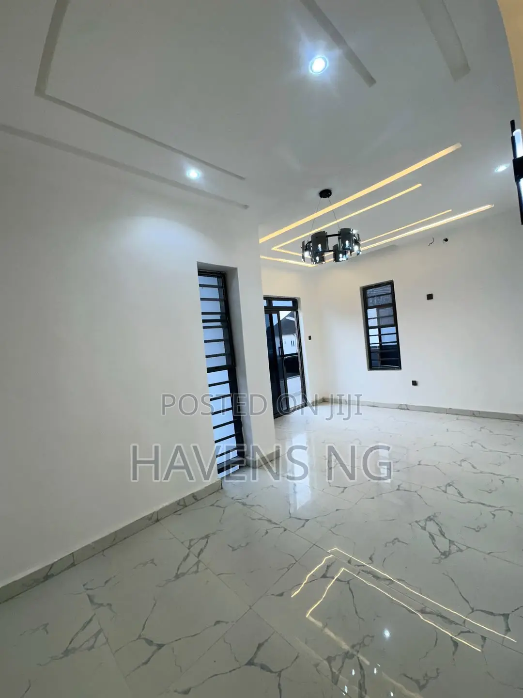 3bdrm Duplex in Eliozu for sale in Eliozu