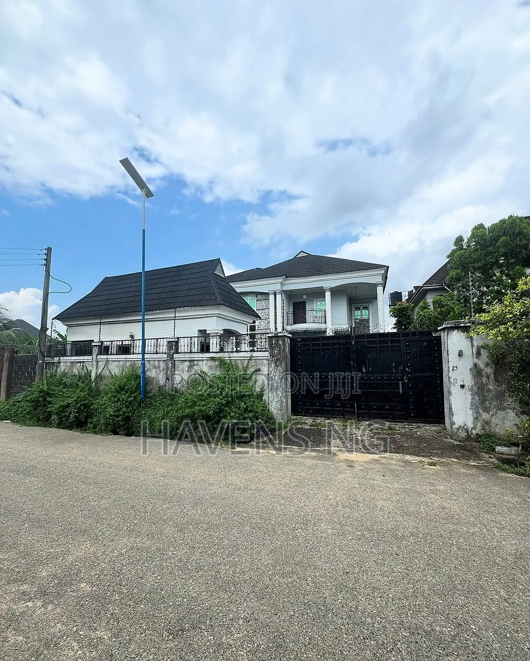 4bdrm Duplex in Rumueme for sale in Rumueme