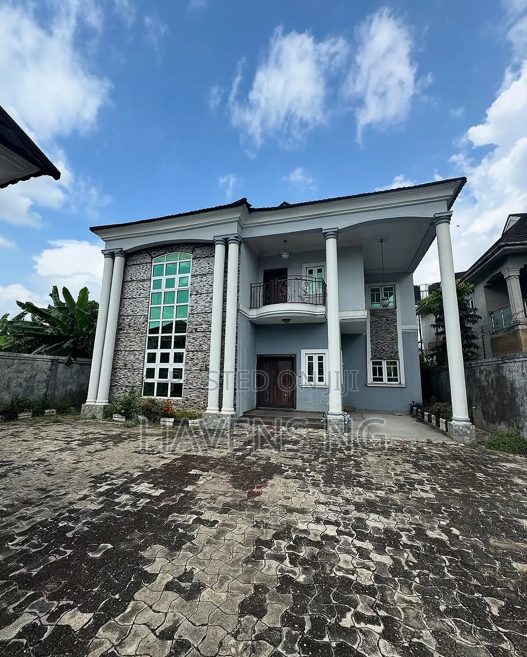 4bdrm Duplex in Rumueme for sale in Rumueme