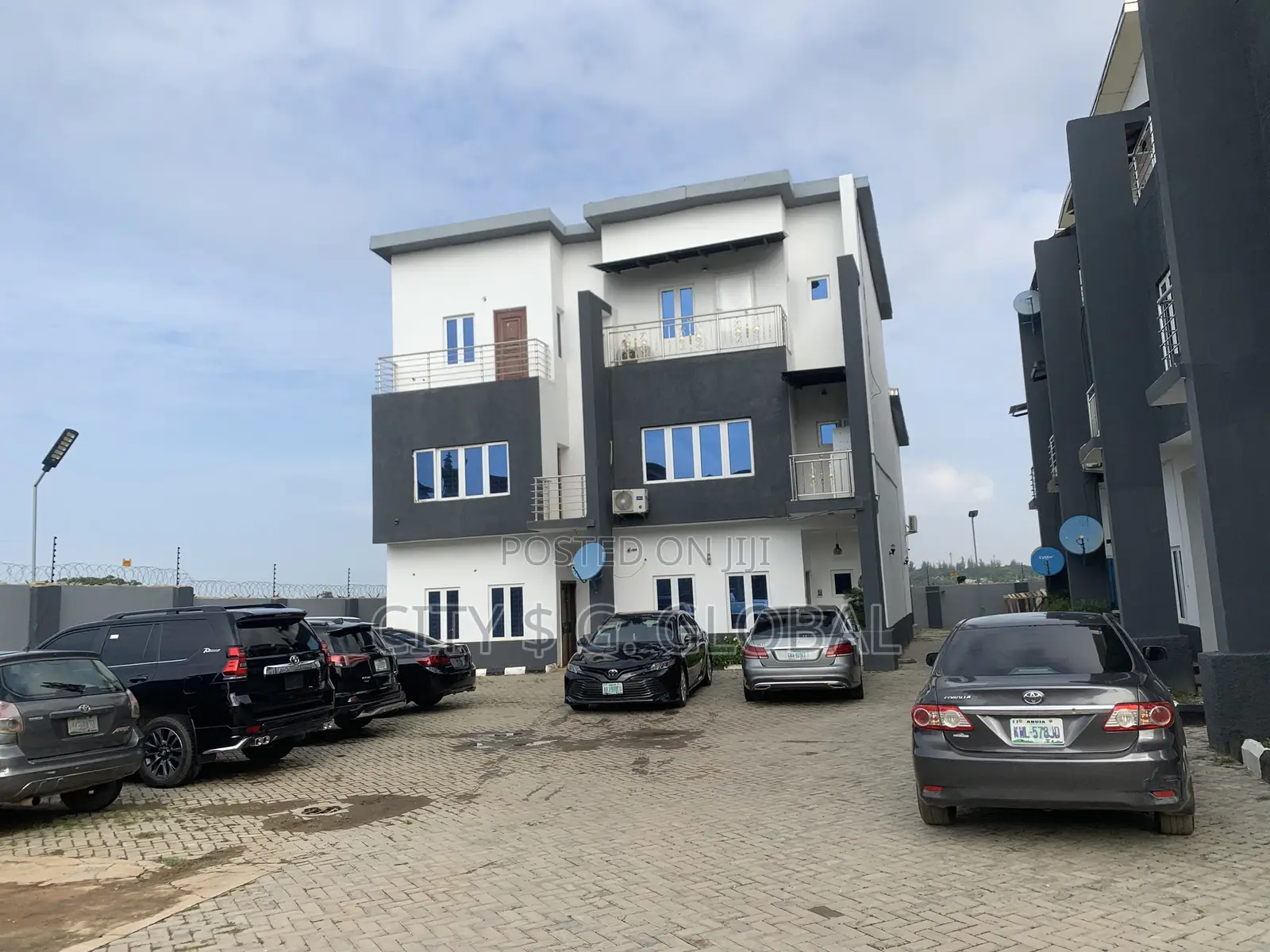 4 Bedroom Terrance Duplex in Gaduwa