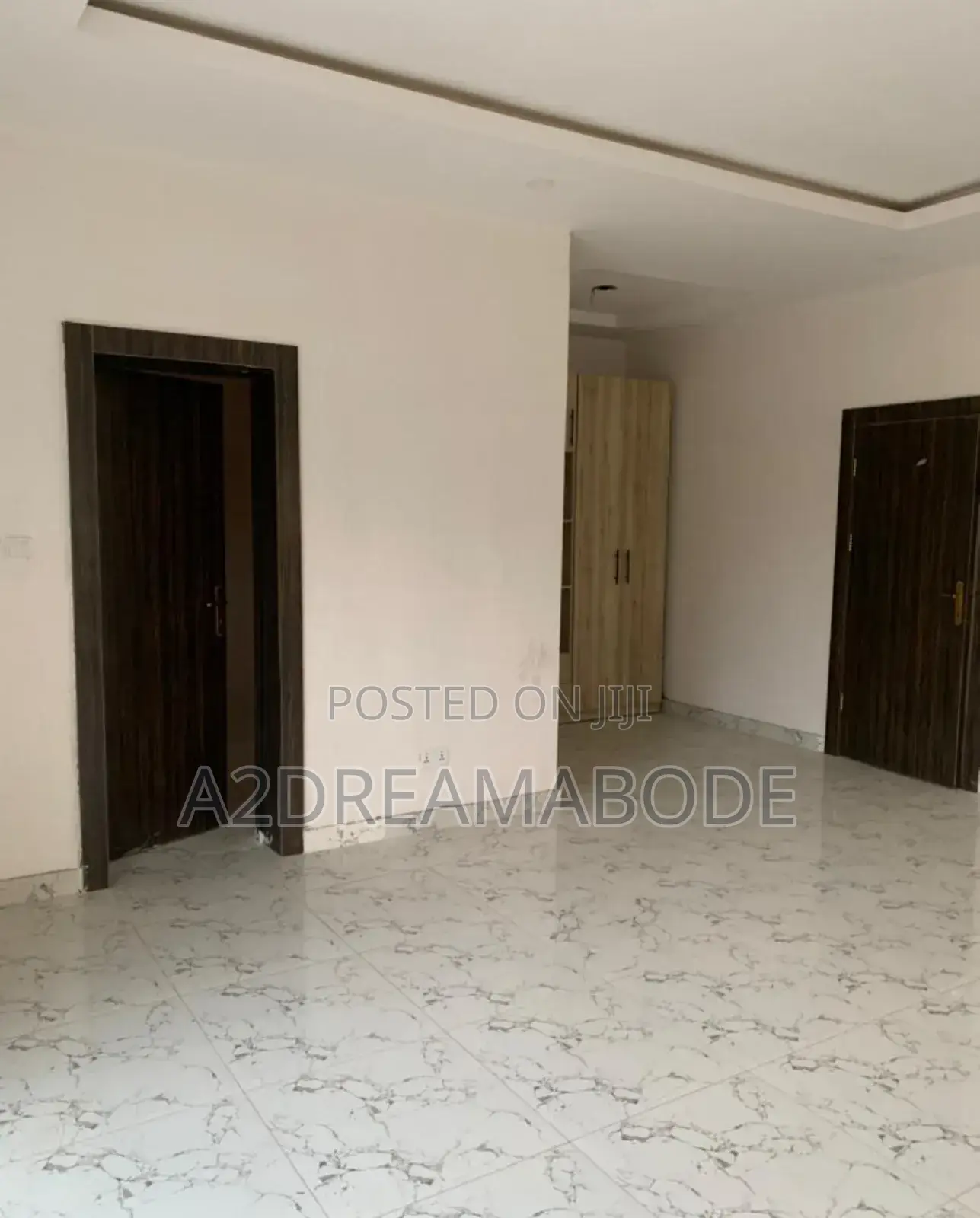 3bdrm Apartment in Ikeja Gra for rent in Ikeja