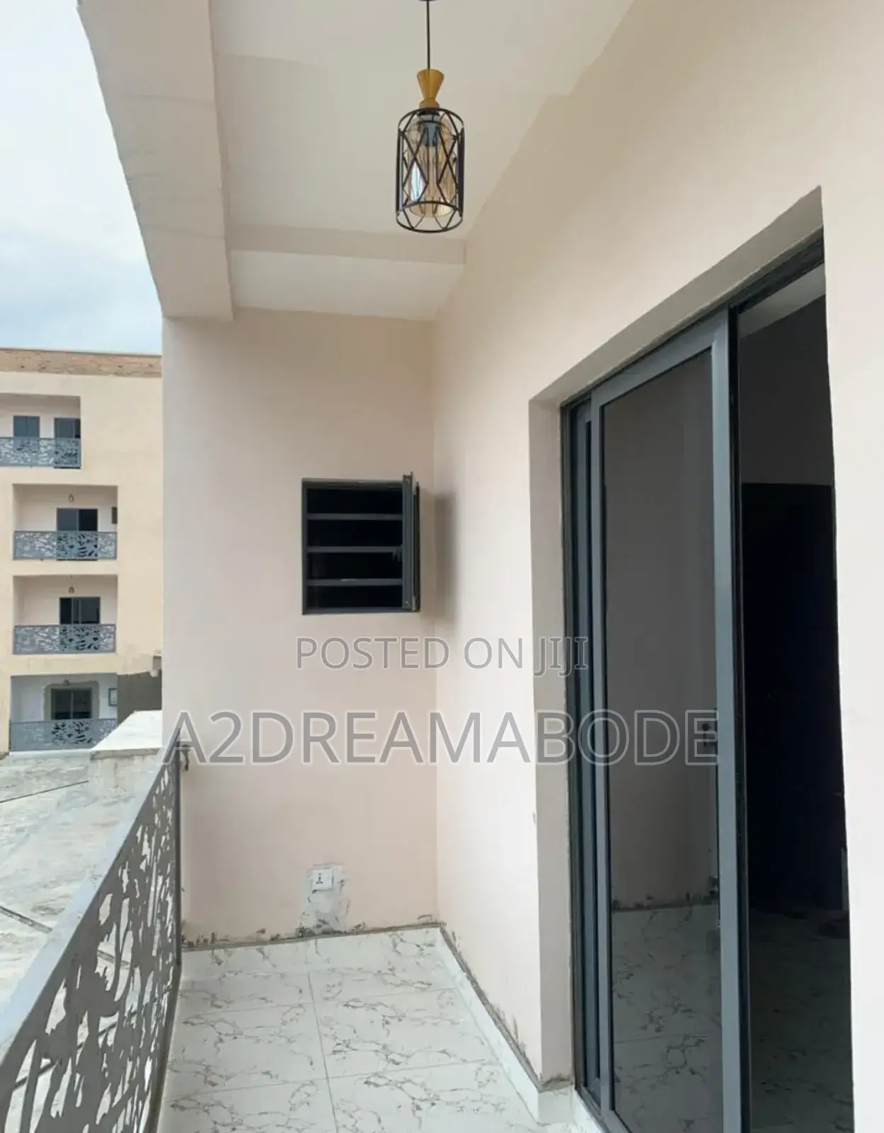 3bdrm Apartment in Ikeja Gra for rent in Ikeja