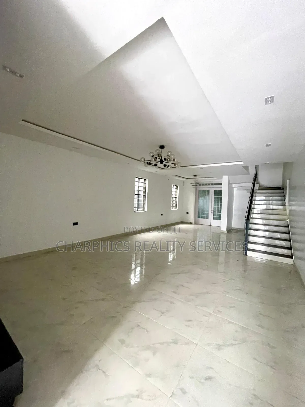 5bdrm Duplex in Ologolo for rent in Ologolo