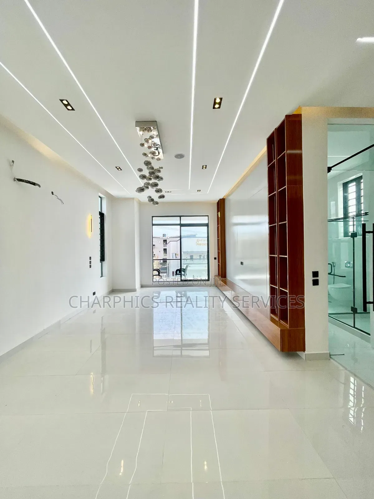 5bdrm Duplex in Ajah for sale in Ajah