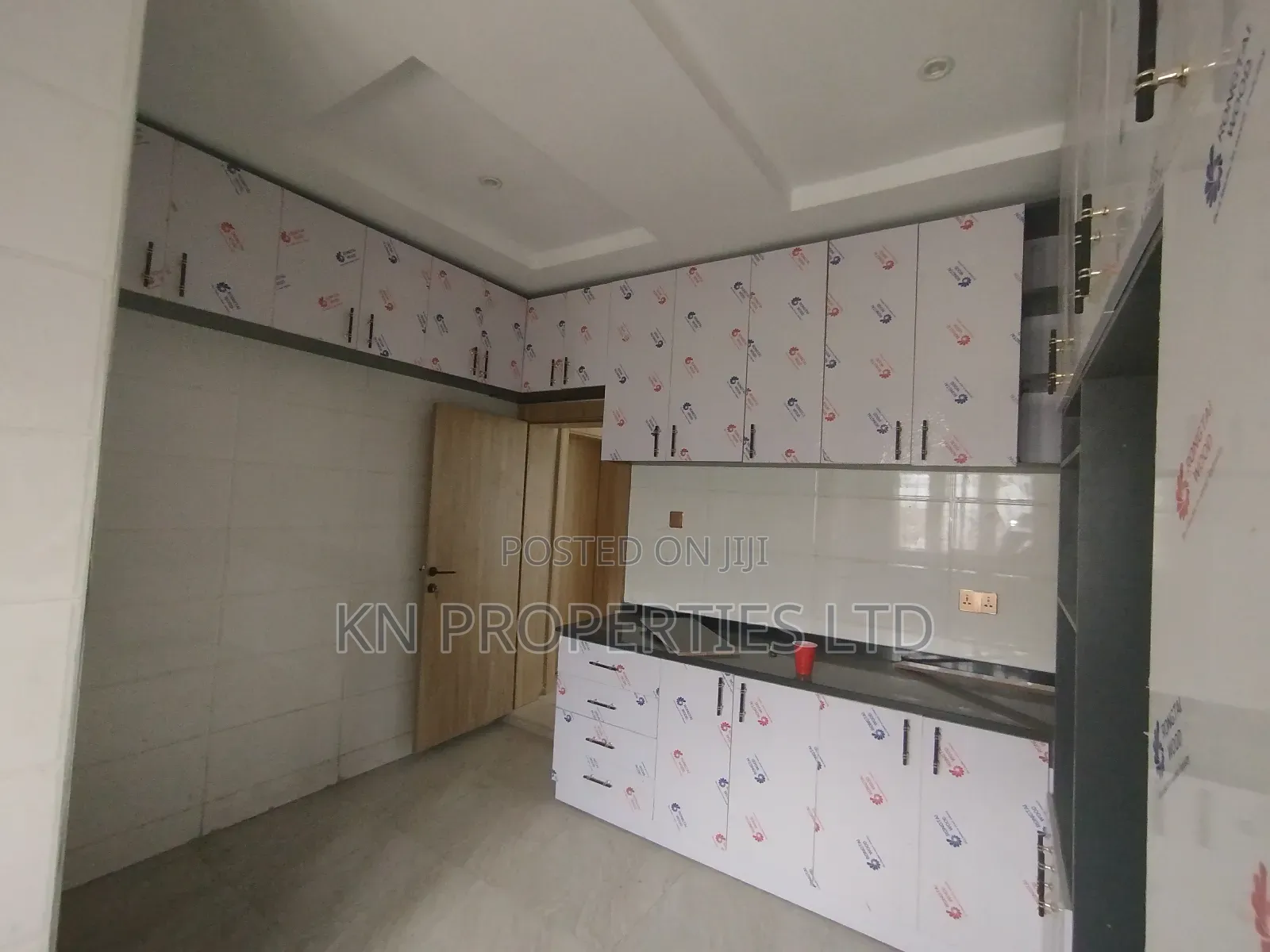 4bdrm Townhouse / Terrace in Mabushi for rent in Mabushi