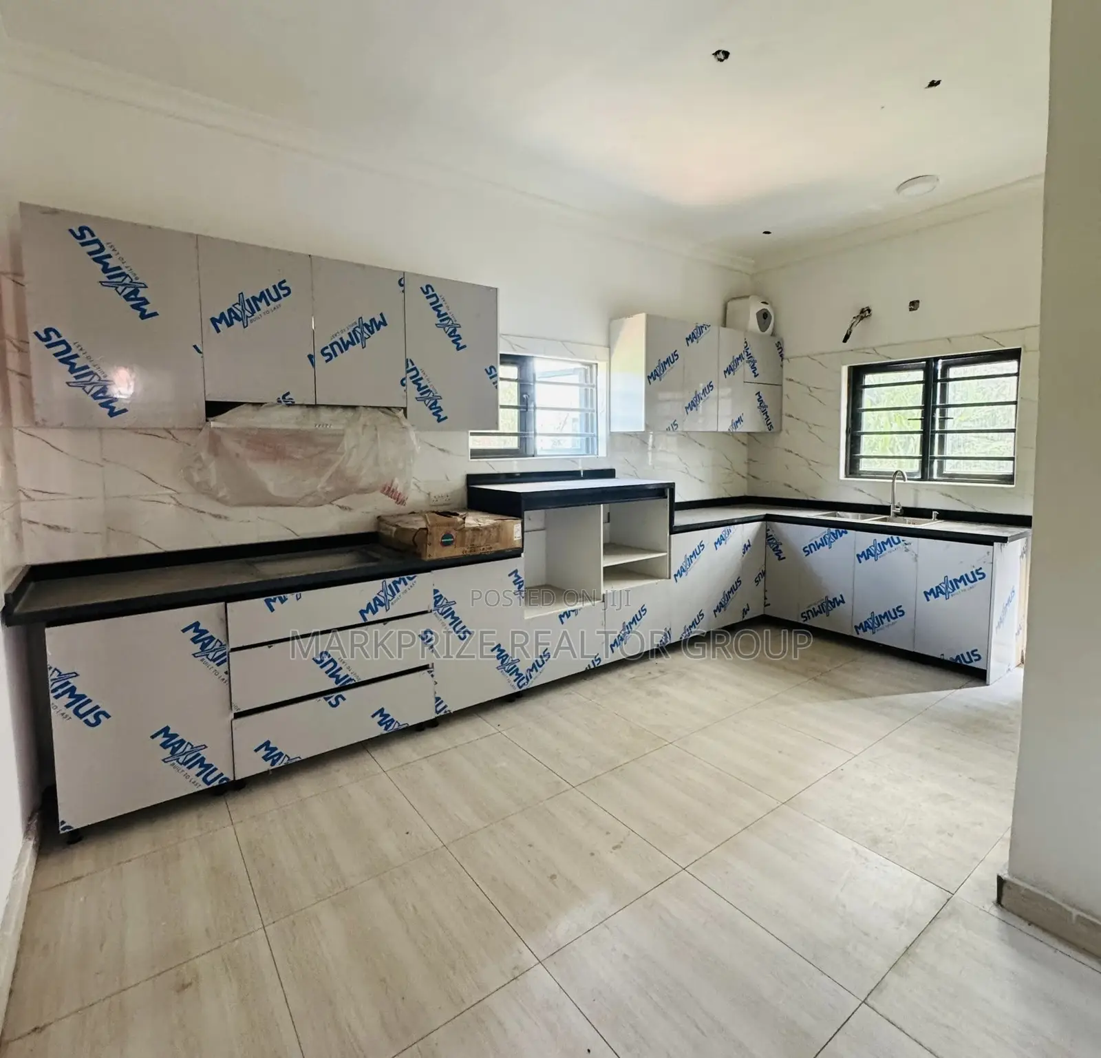 4bdrm Duplex in Adeniyi Jones Lagos for sale in Adeniyi Jones