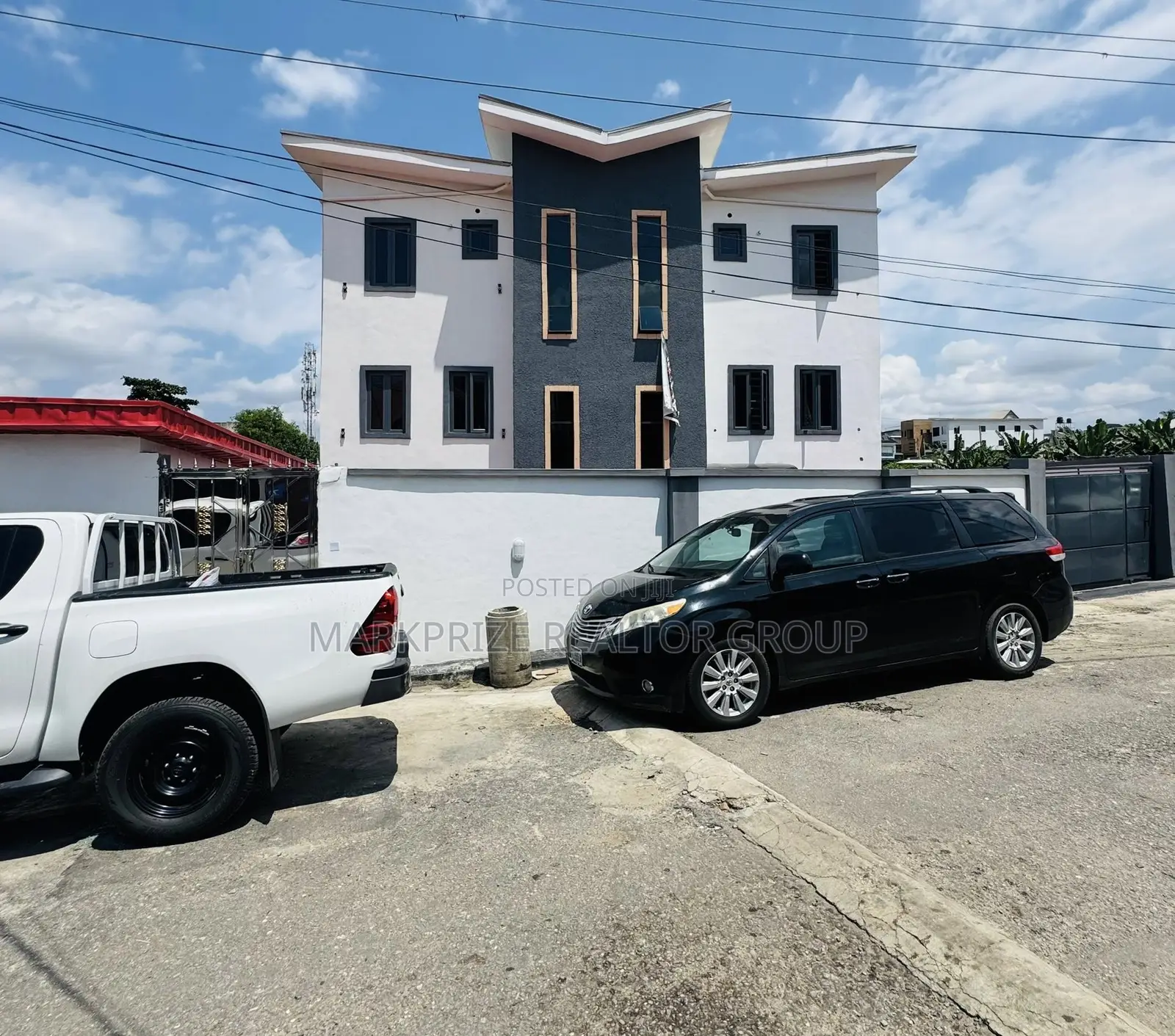 4bdrm Duplex in Adeniyi Jones Lagos for sale in Adeniyi Jones