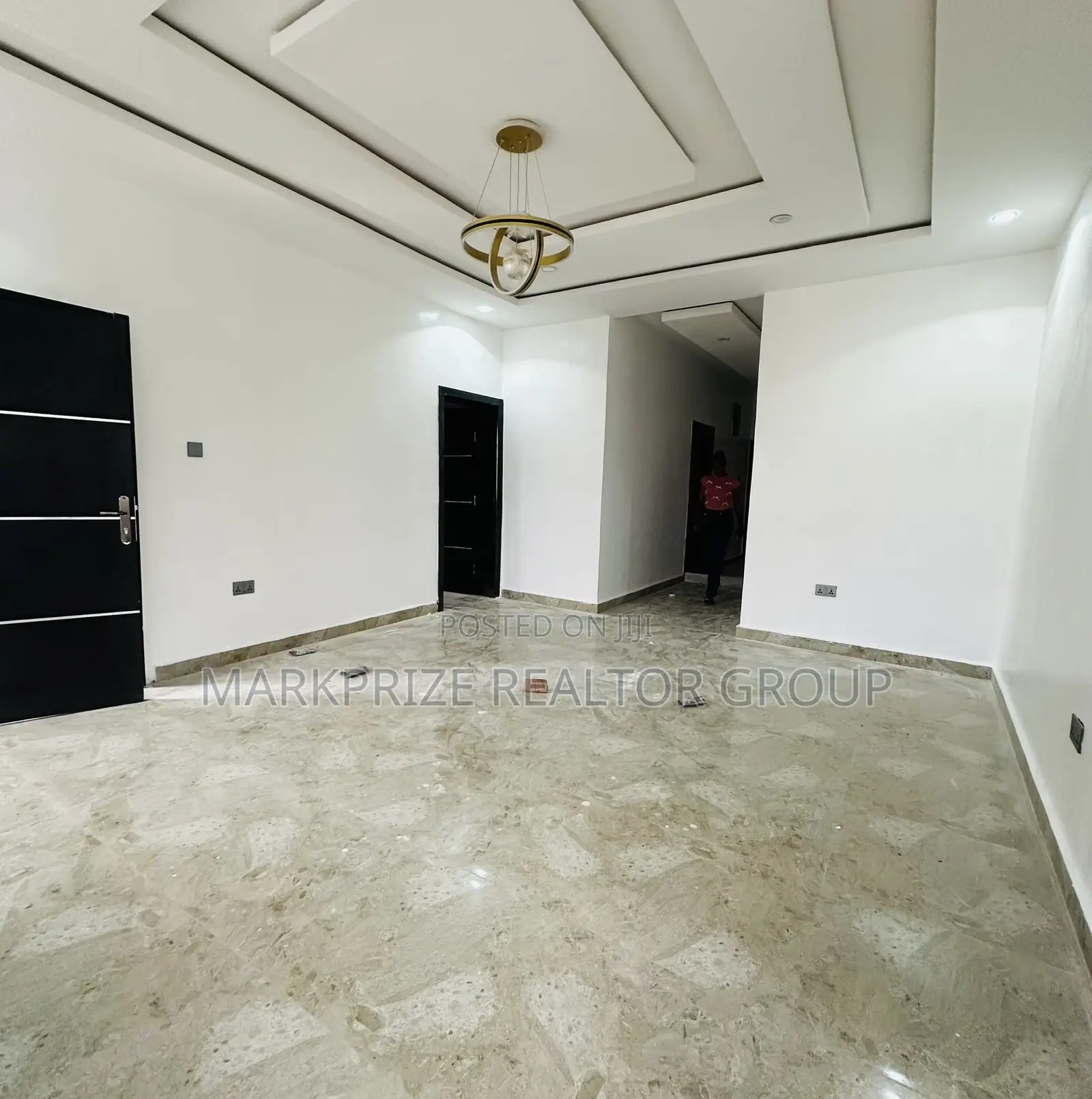 2bdrm Apartment in Ikeja Lagos for sale in Ikeja