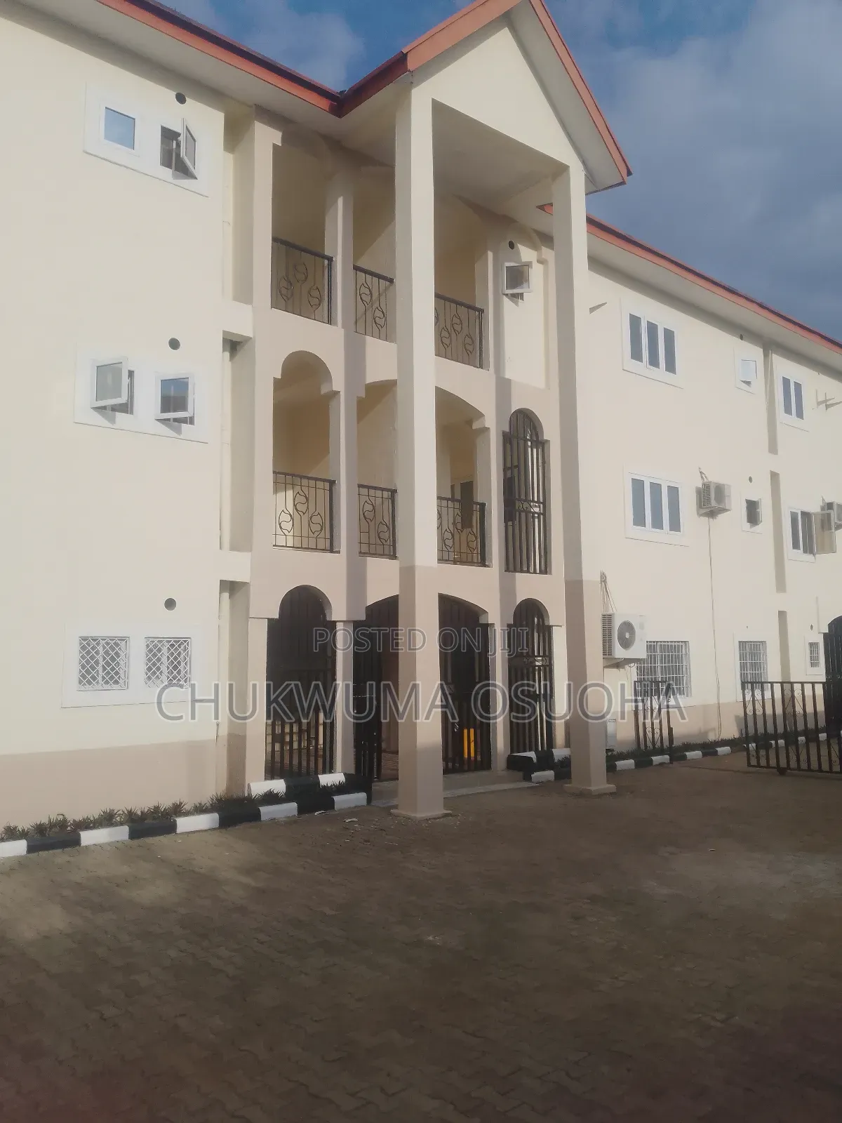 3bdrm House in Utako, Abuja for rent in Utako