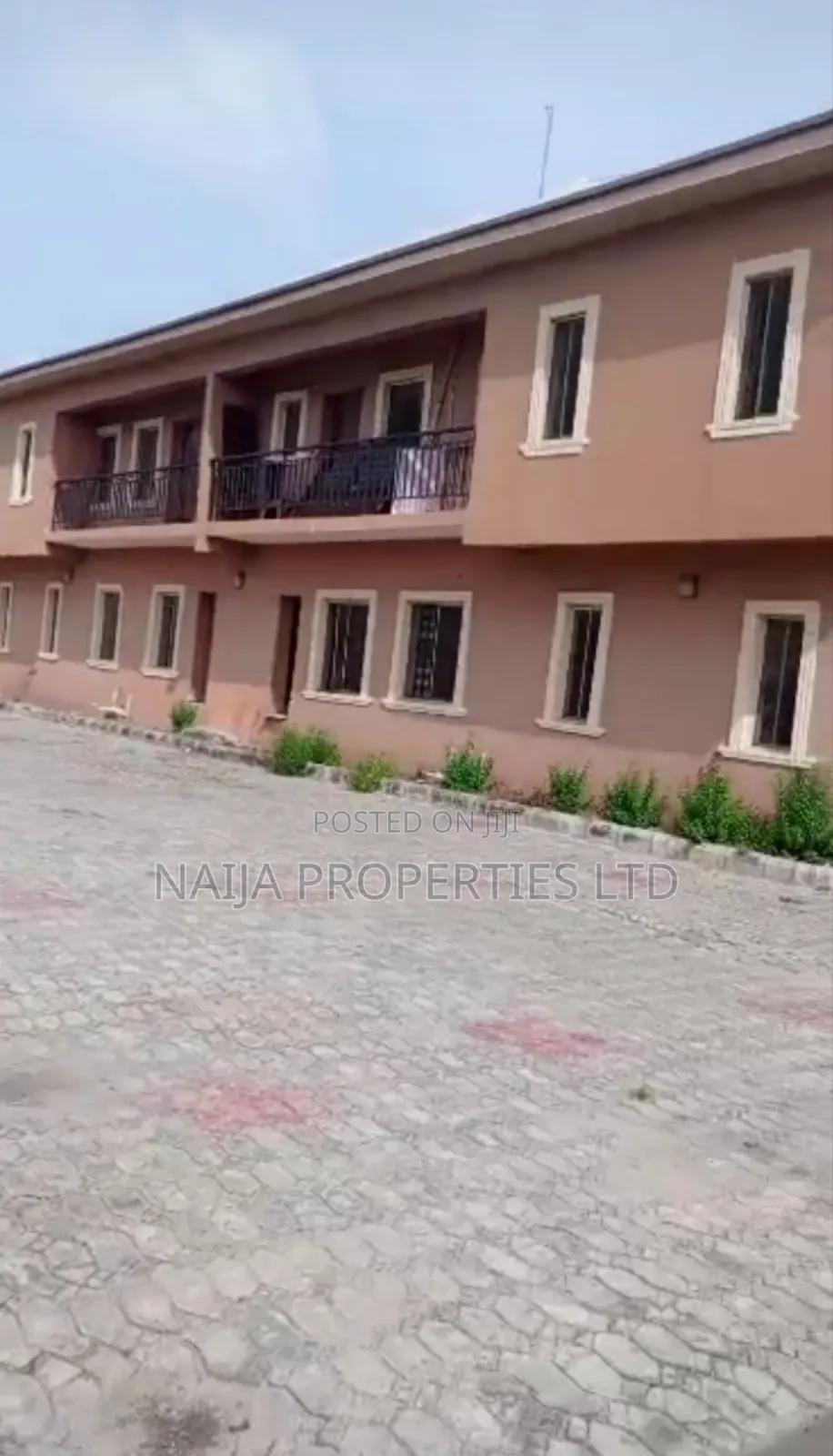 3bdrm Block of Flats in Lbs., Ajah for sale in Ajah