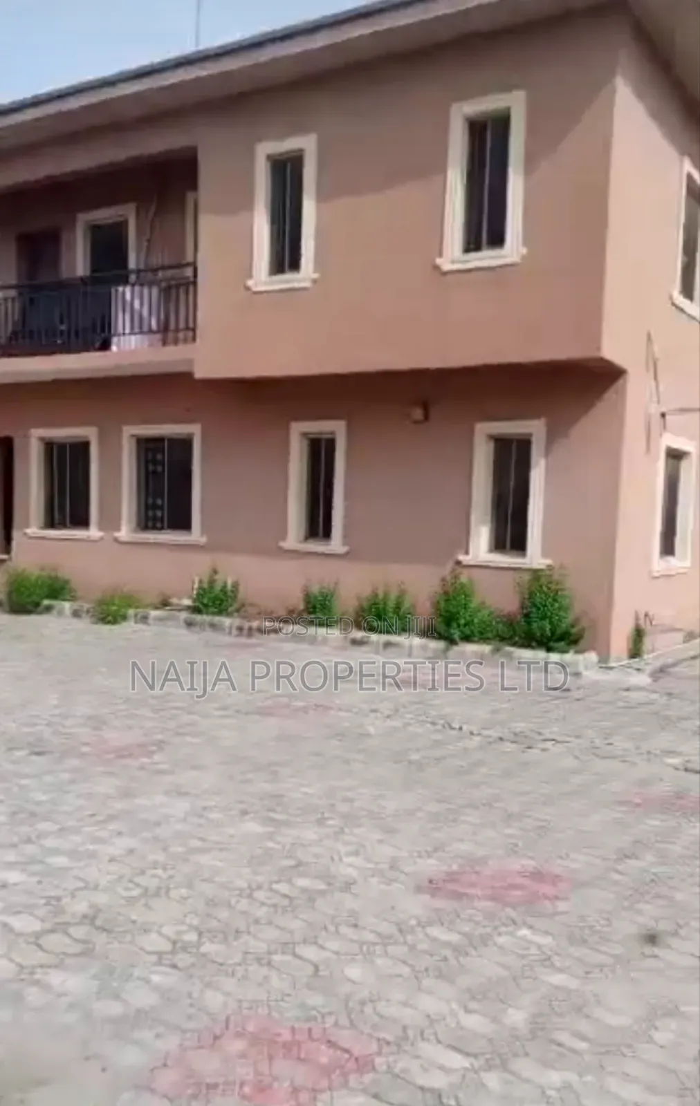 3bdrm Block of Flats in Lbs., Ajah for sale in Ajah