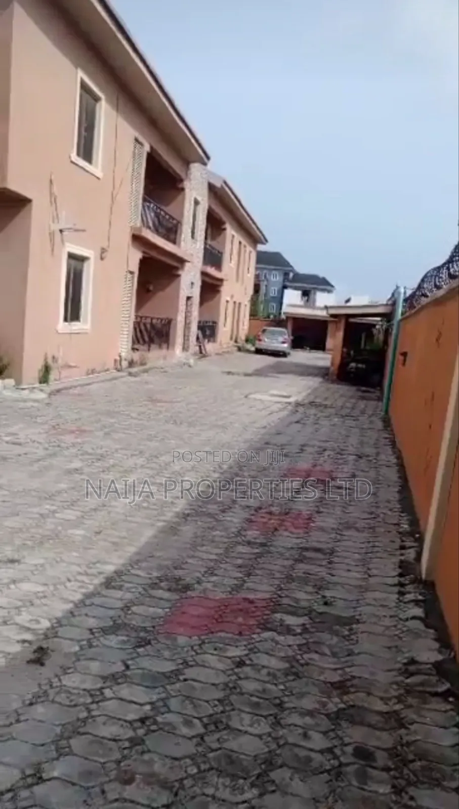 3bdrm Block of Flats in Lbs., Ajah for sale in Ajah