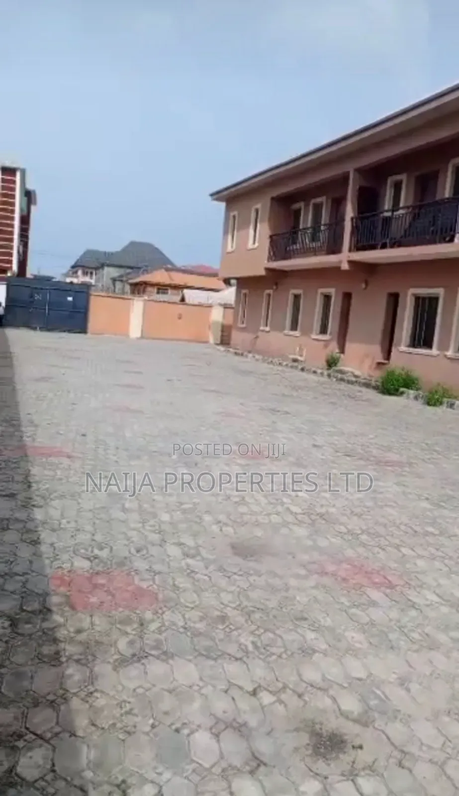3bdrm Block of Flats in Lbs., Ajah for sale in Ajah