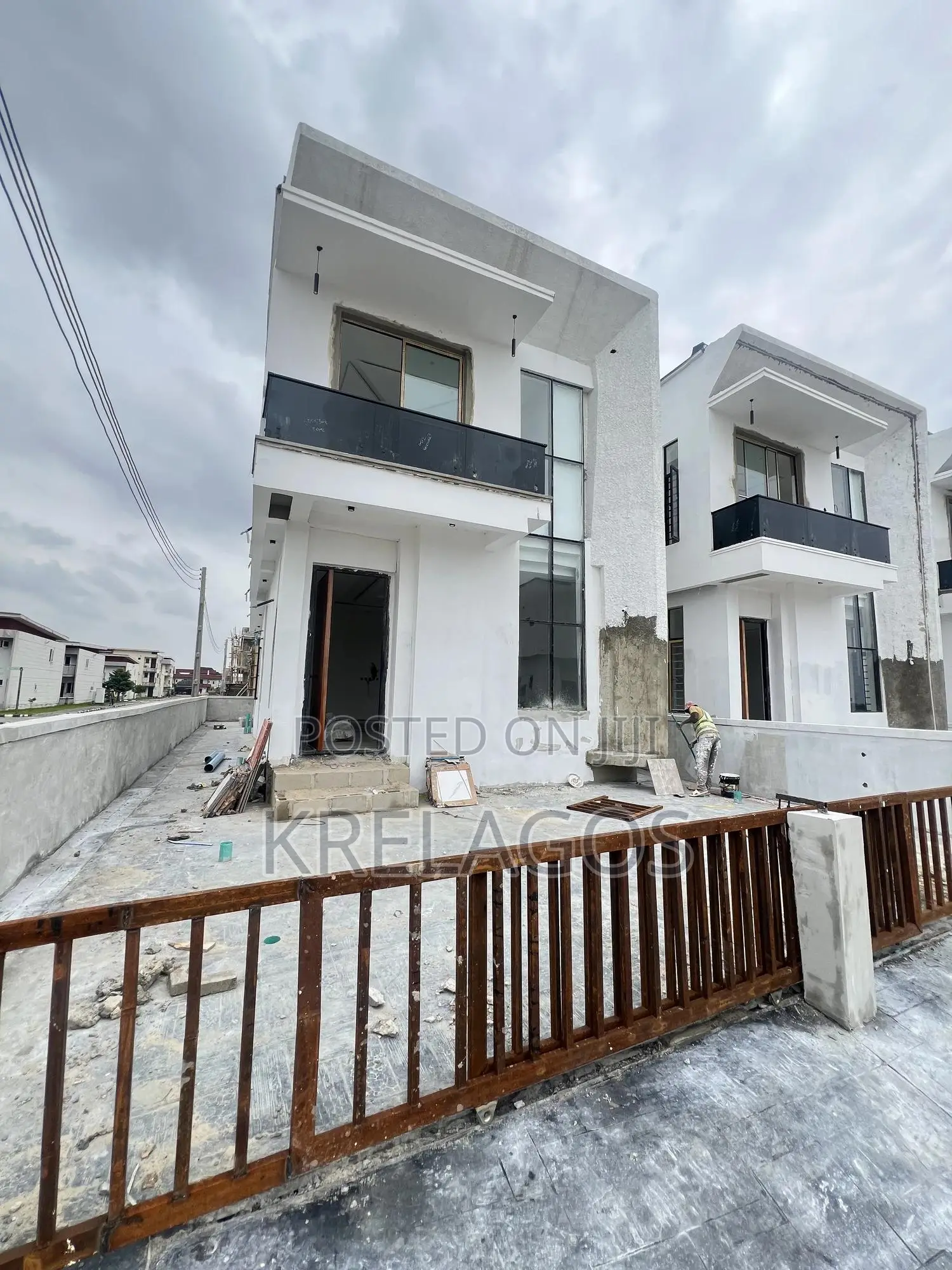 5bdrm Duplex in Sangotedo for sale in Sangotedo