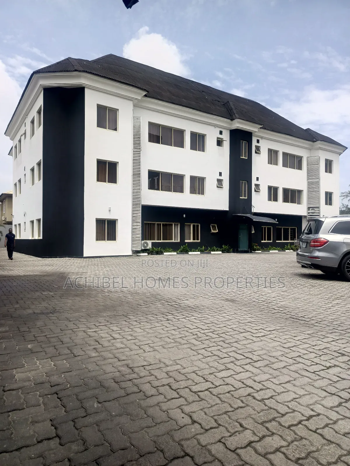 3bdrm Apartment in Lekki for rent in Lekki Phase 1
