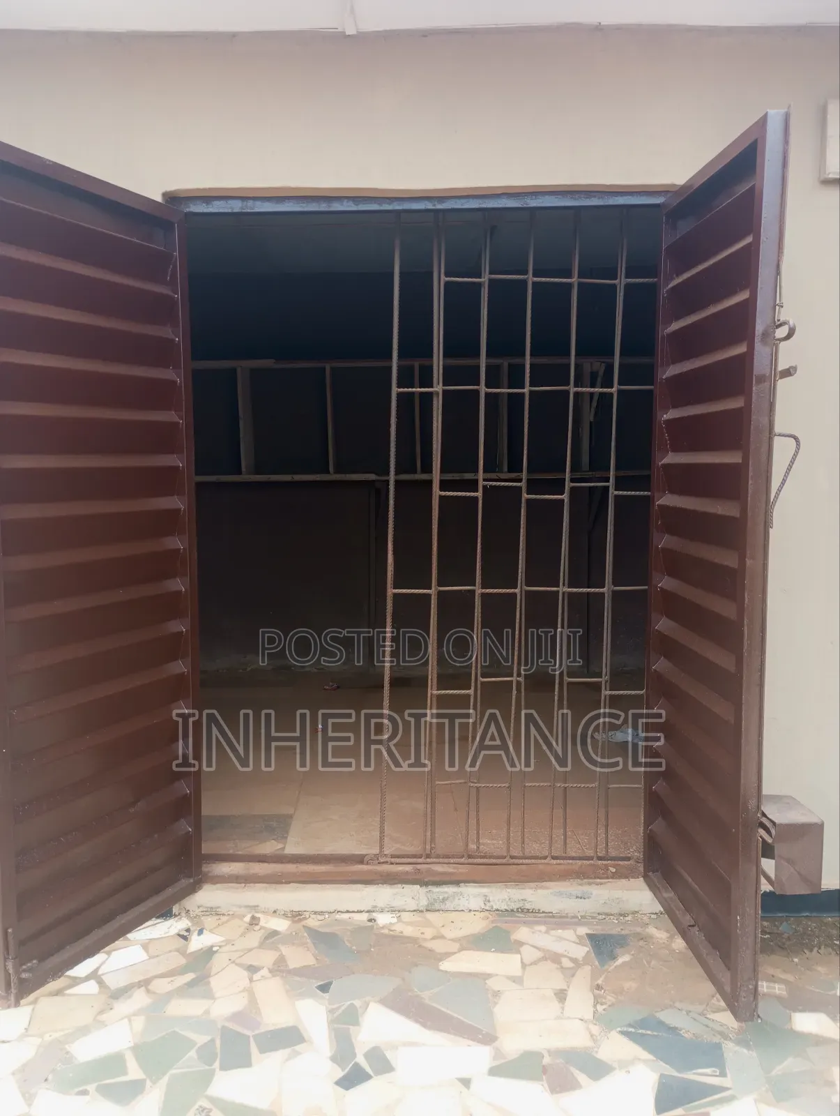 Shops to Let in Agric