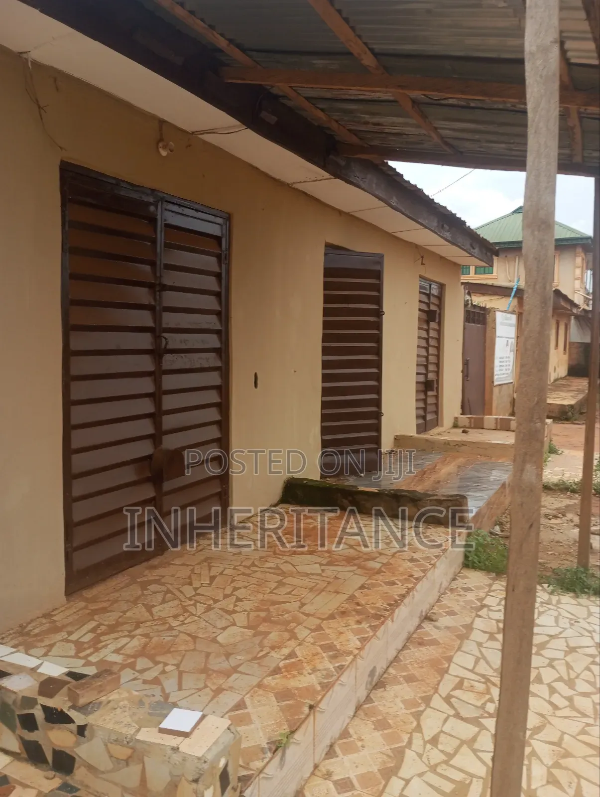 Shops to Let in Agric