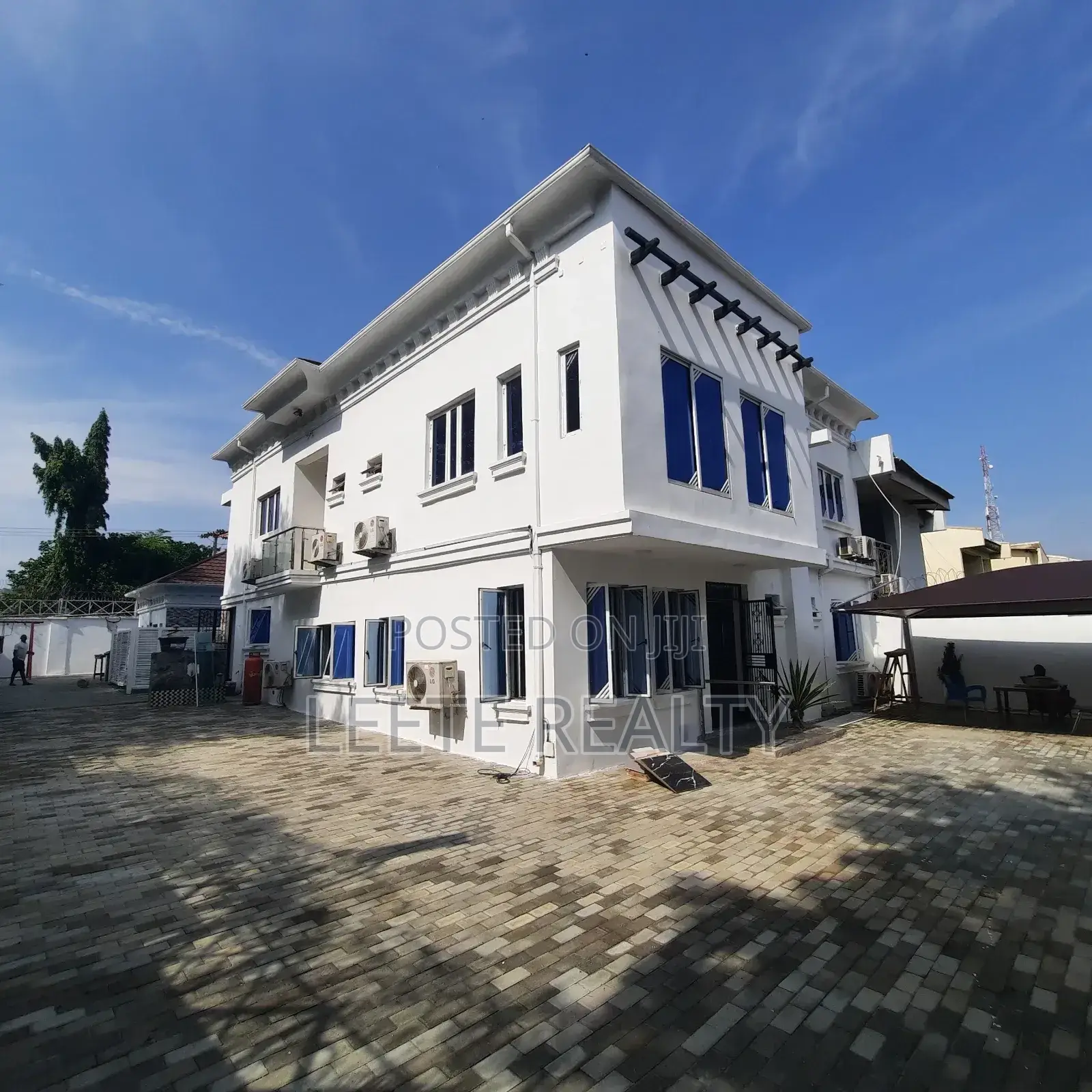 5bdrm Duplex in Maitama for sale in Maitama