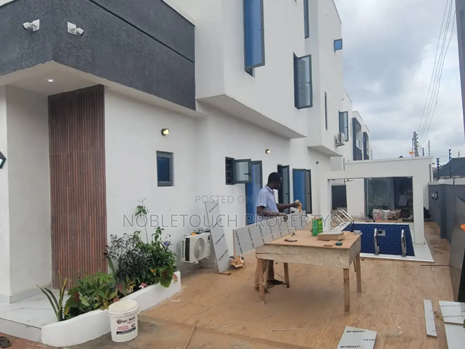 Furnished 5bdrm Duplex in Egbeda Lagos for sale in Egbeda