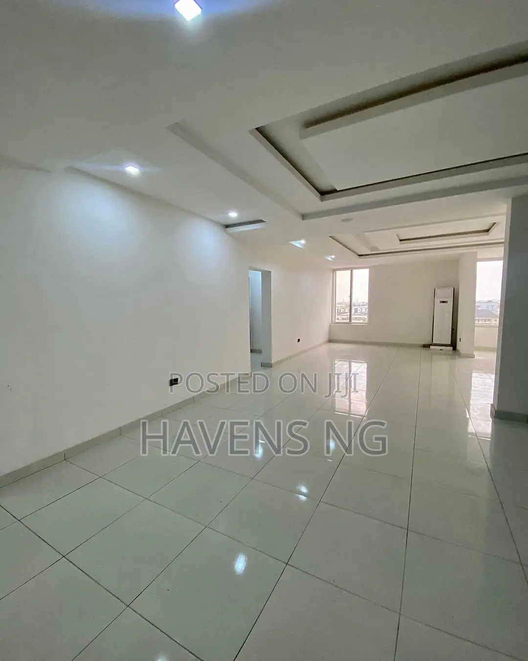 4bdrm Apartment In Ikate For Sale in Ikate