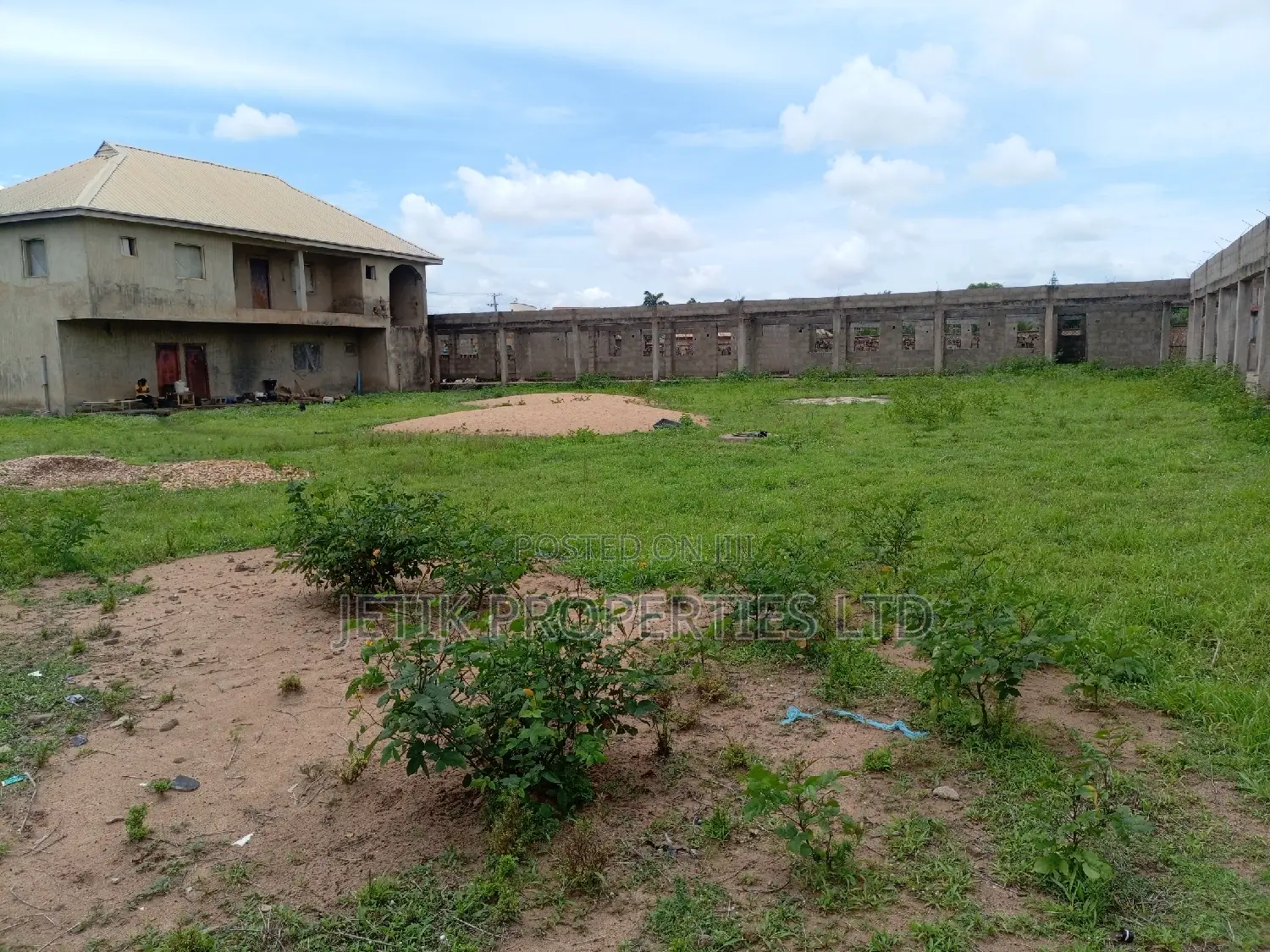 1hecter of Land for Sale in Makurdi