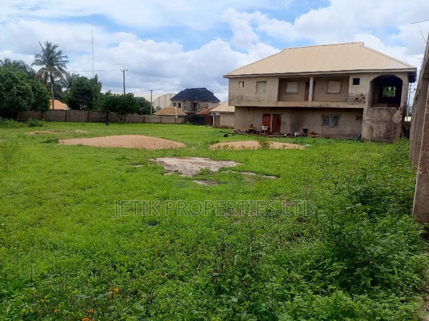 1hecter of Land for Sale in Makurdi