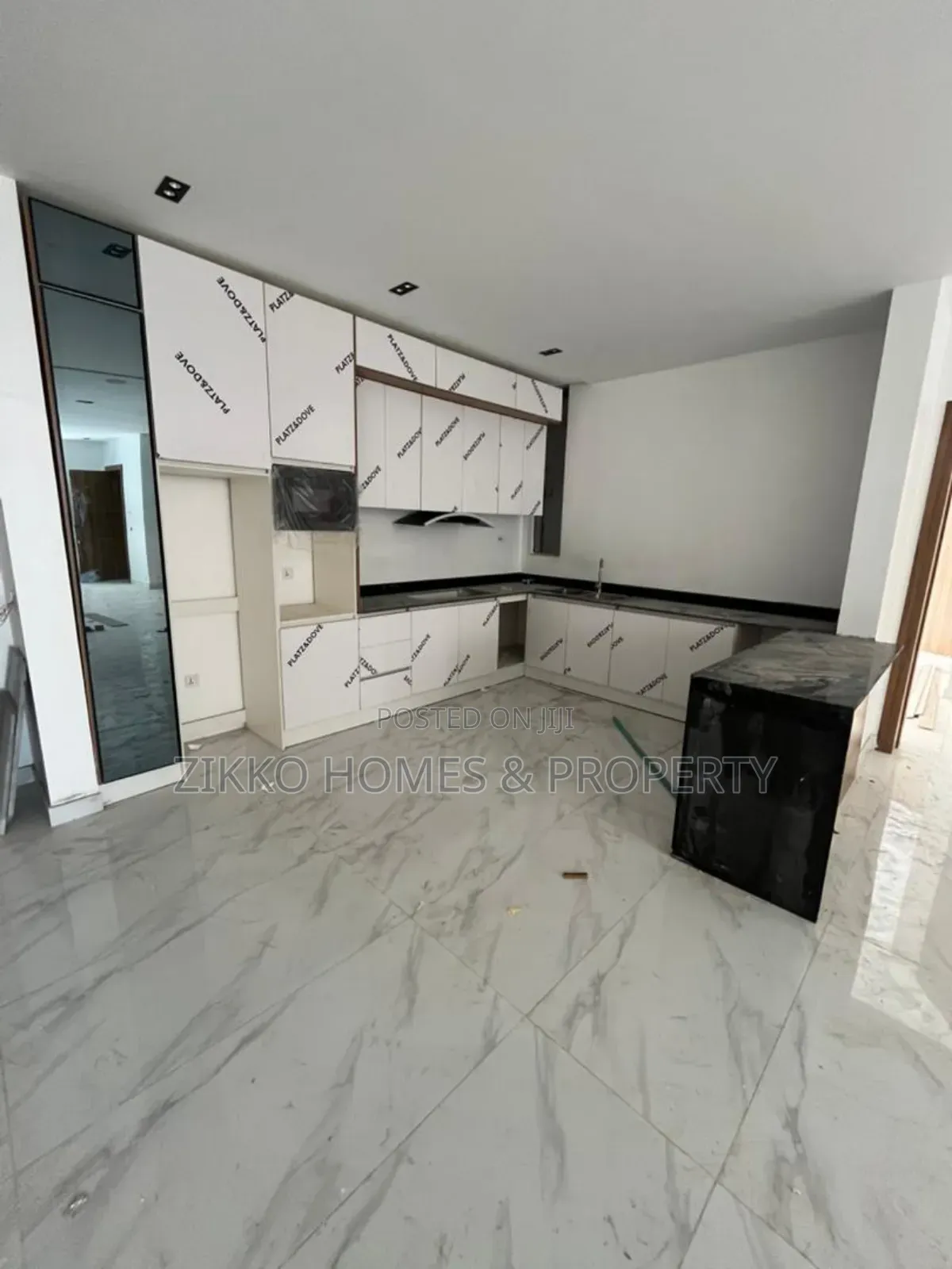 2bdrm Apartment in Lekki for sale in Lekki