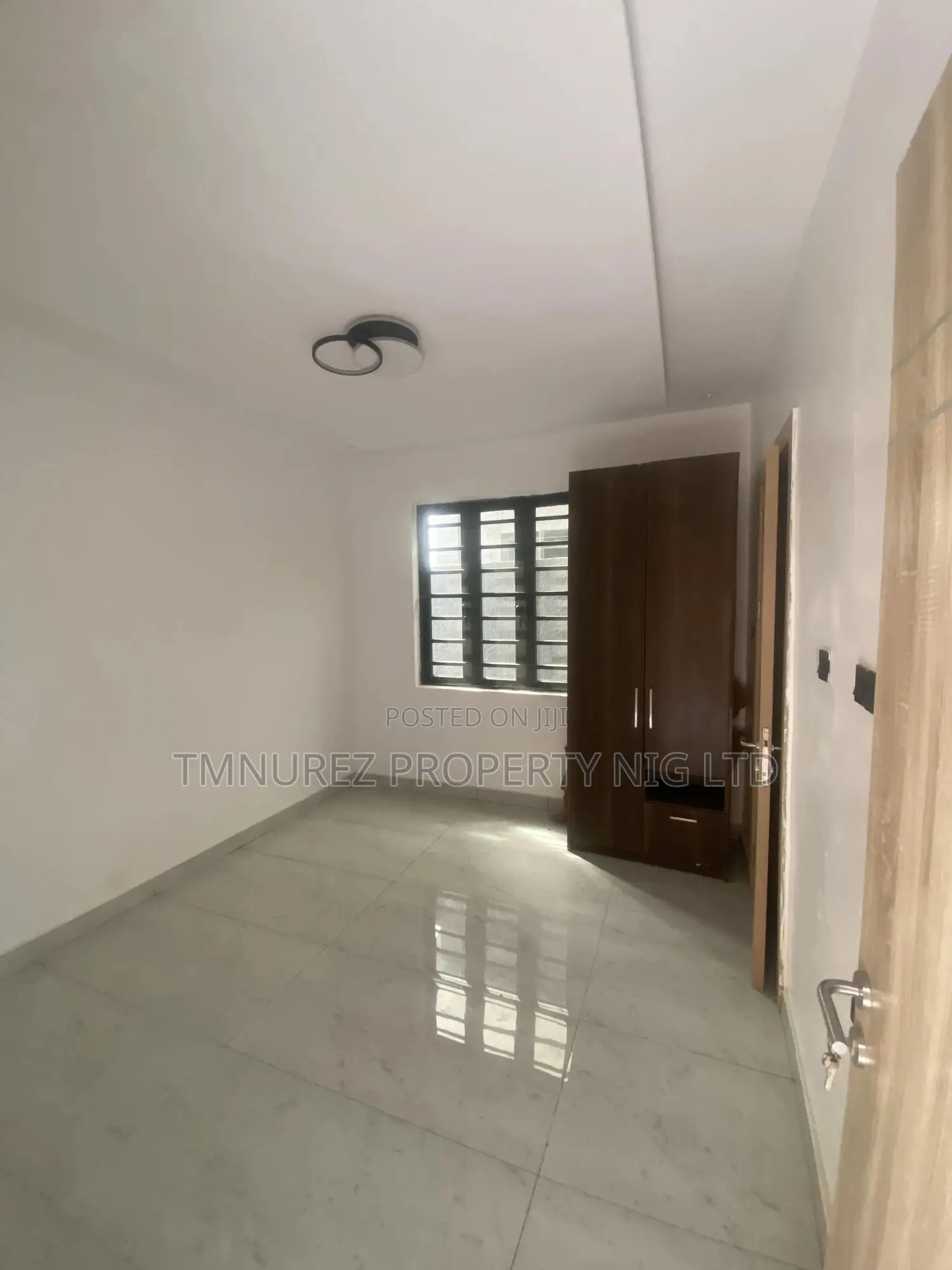 5bdrm Duplex in Ologolo, Lekki for sale in Lekki