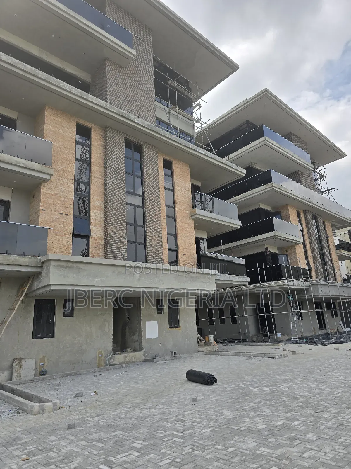 5bdrm Terrace Duplex In Ikoyi For Sale in Ikoyi