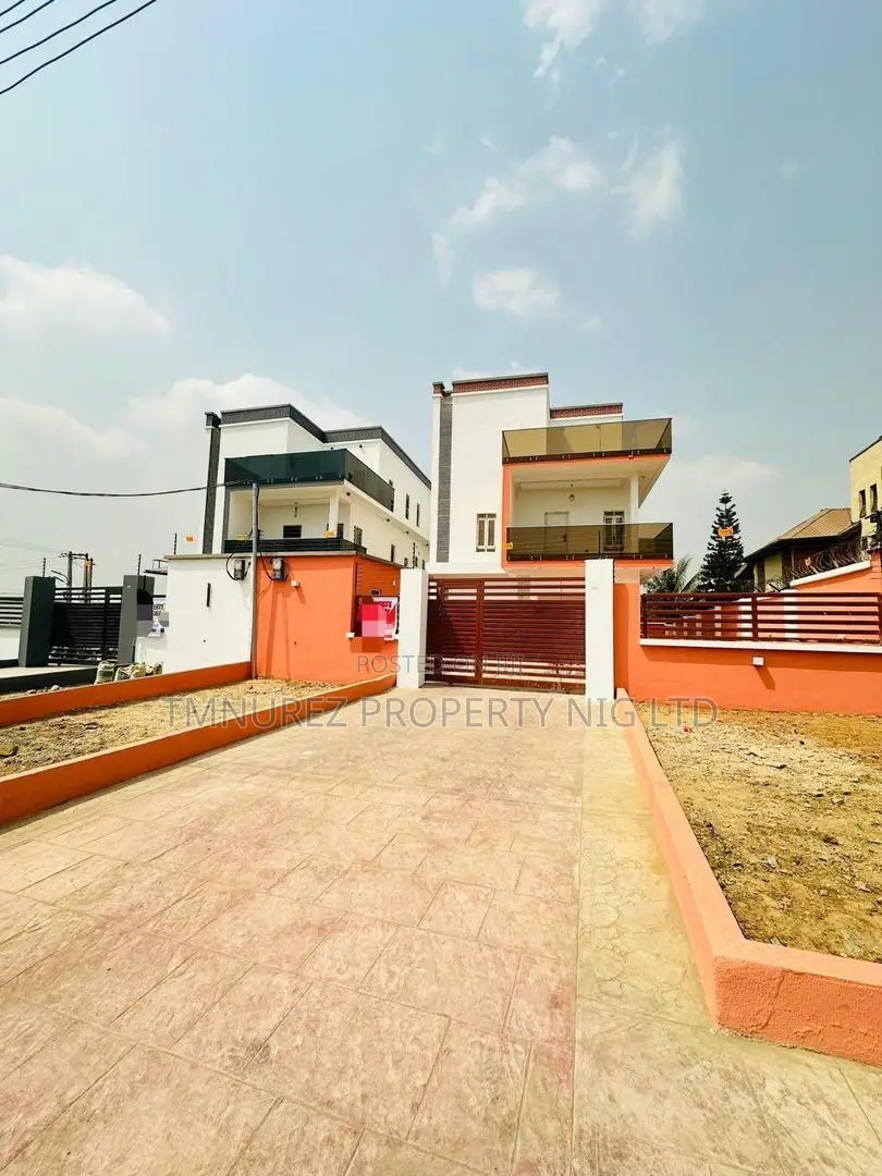 5bdrm Duplex in Omole Phase 2 for sale in Omole Phase 2