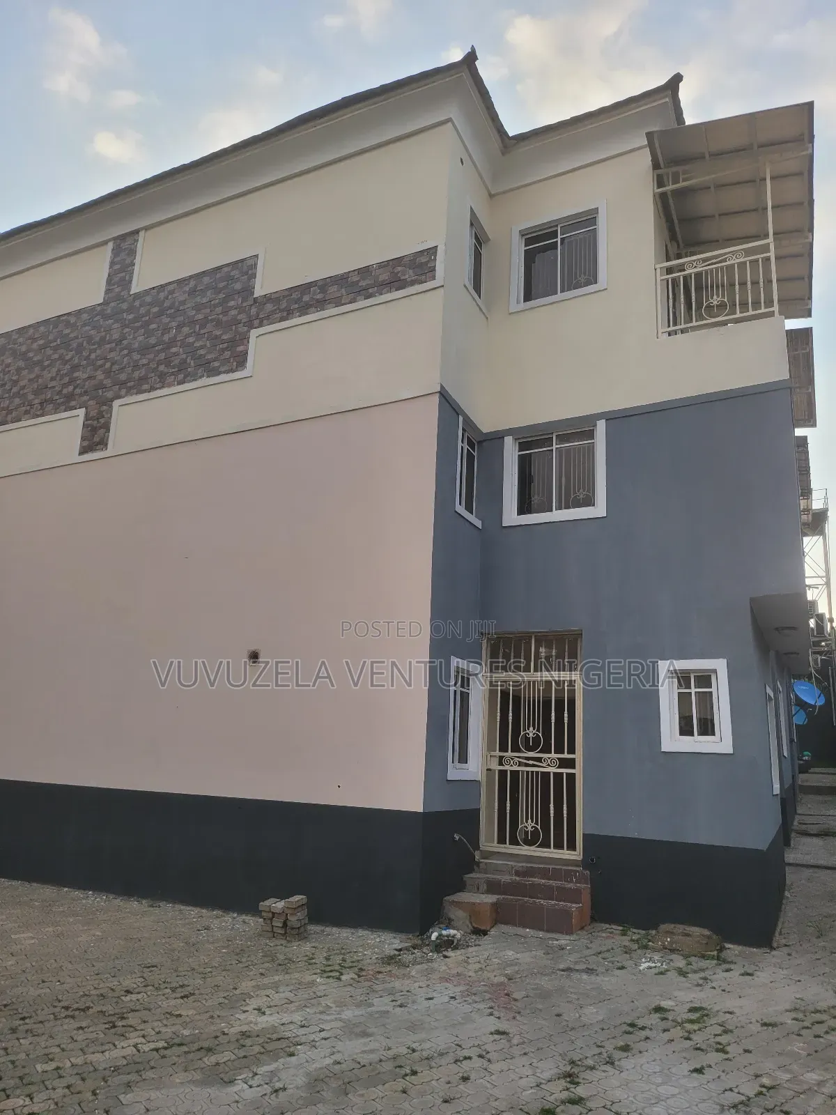 7bdrm Duplex in National Assembly, Gudu for sale in Gudu
