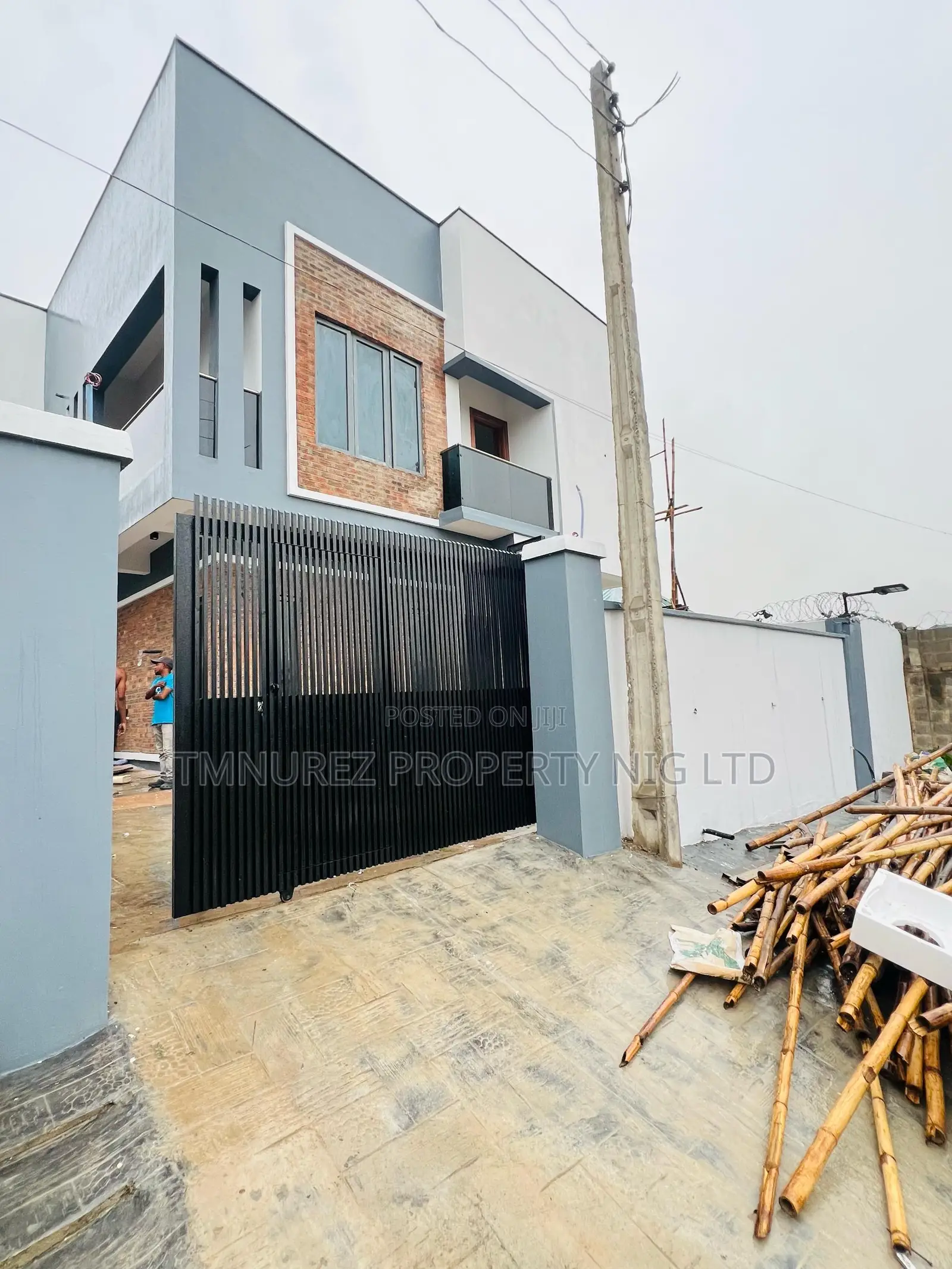 4bdrm Duplex in Agege, Oko-Oba for sale in Oko-Oba