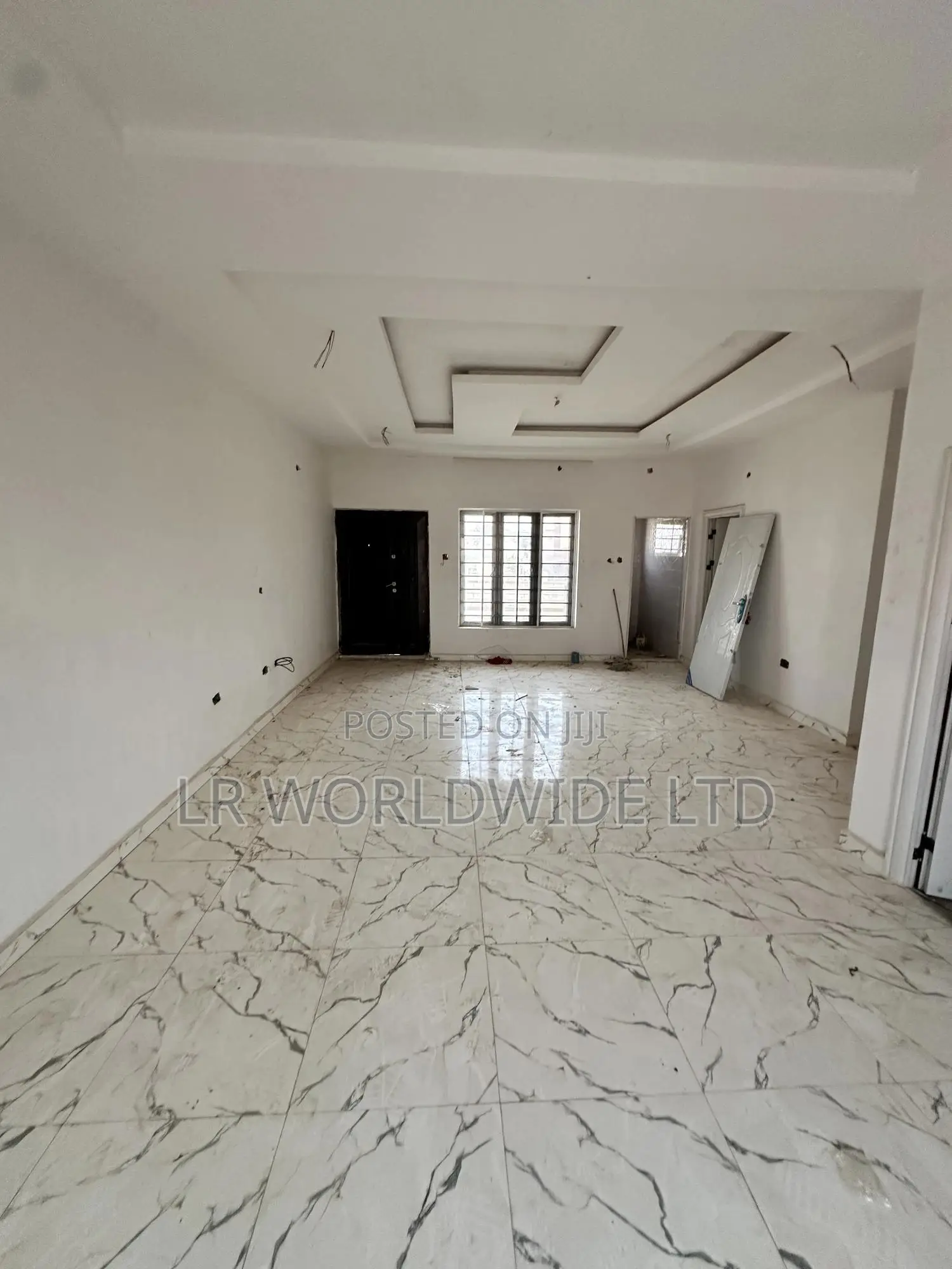 3bdrm Block of Flats in Lugbe District for sale in Lugbe District