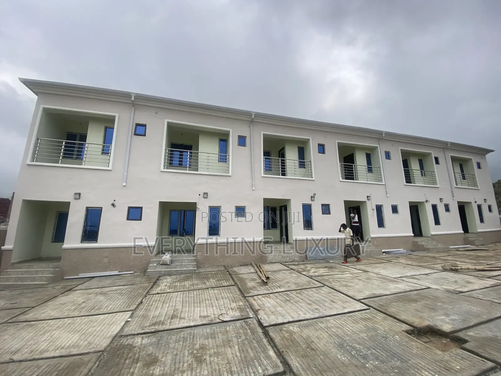 2bdrm Townhouse / Terrace in Ushafa for rent in Ushafa