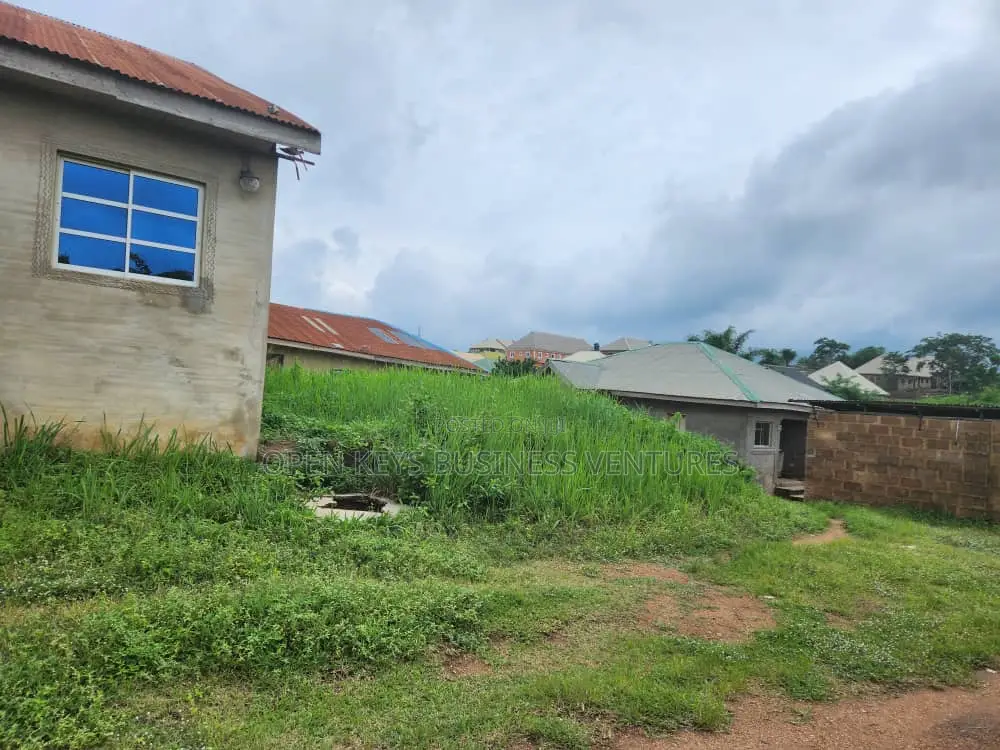 3bdrm Bungalow in Olokofefe Est, Odo Ona for sale in Odo Ona